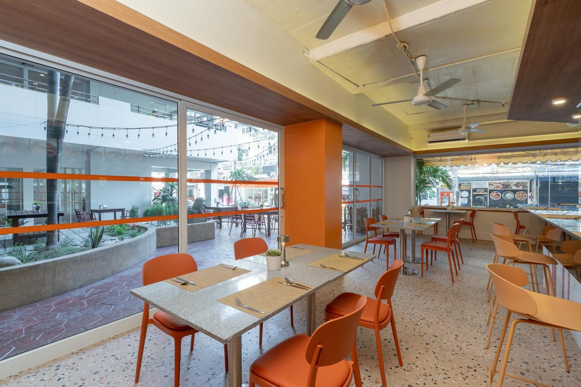 Sunshine & Residences Hotel 3*