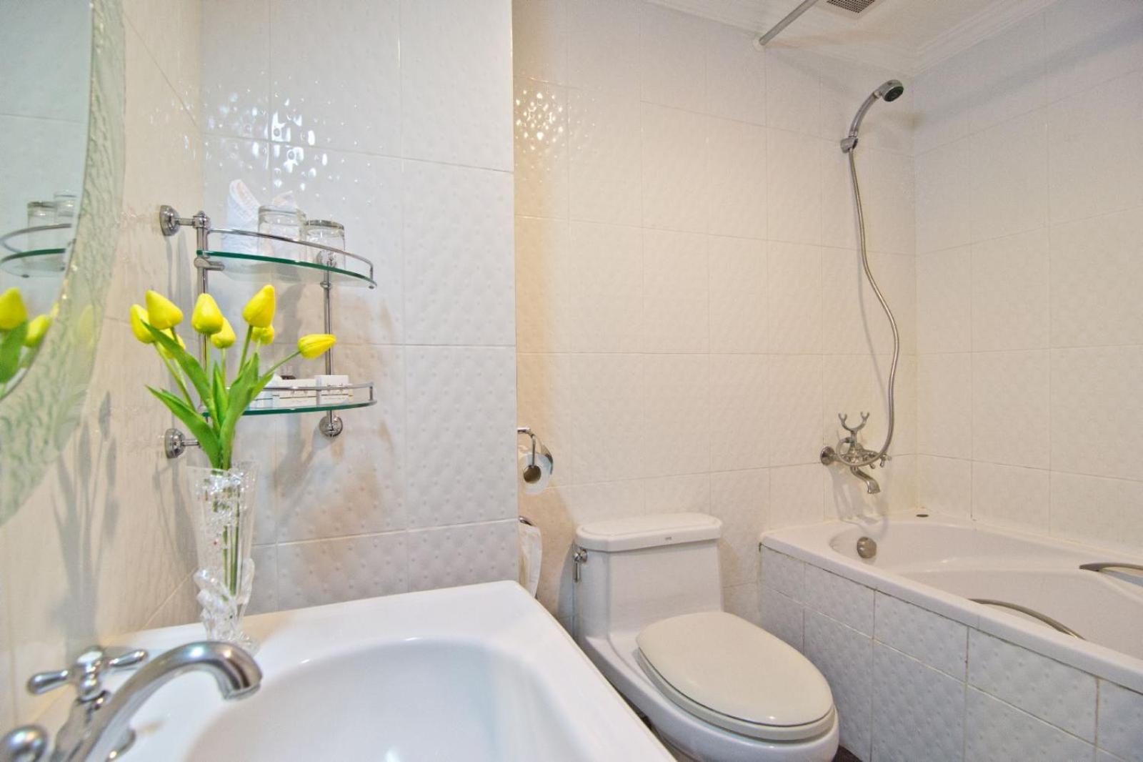 Lk Metropole Hotel