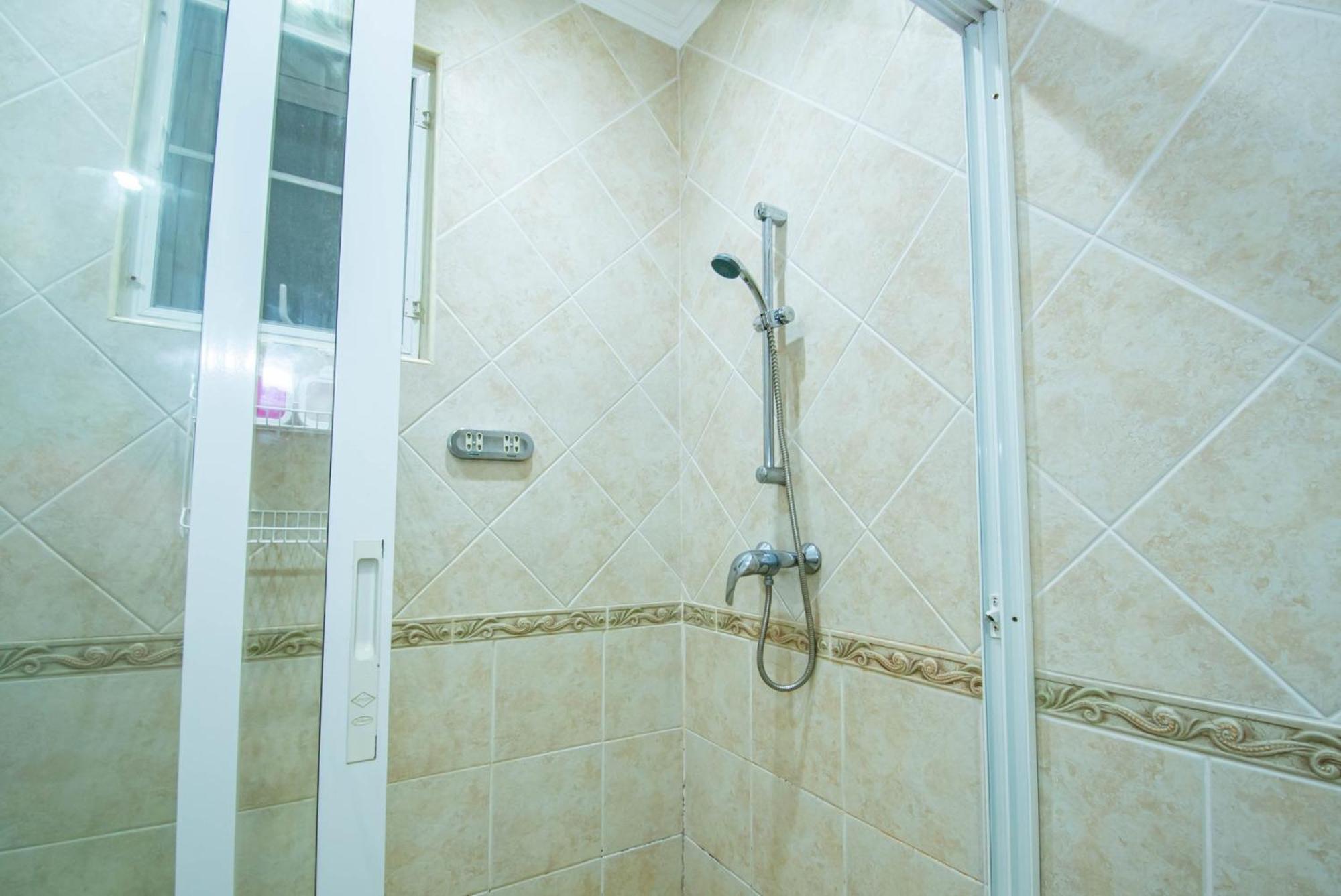 Private Pool 3b Snooker Karaoke 200m Villa *