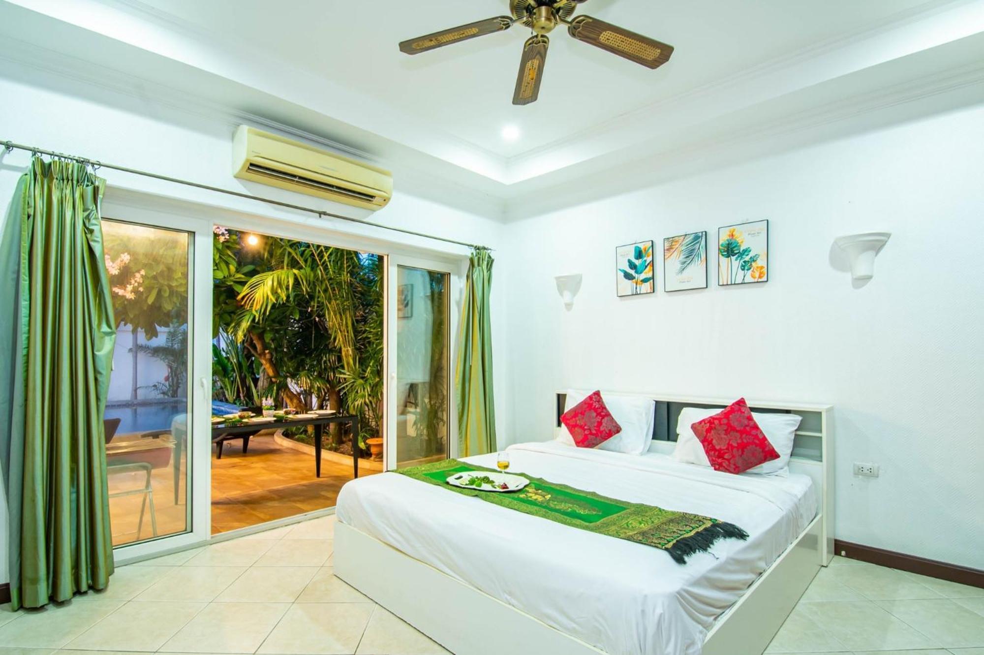 Private Pool 3b Snooker Karaoke 200m Villa *