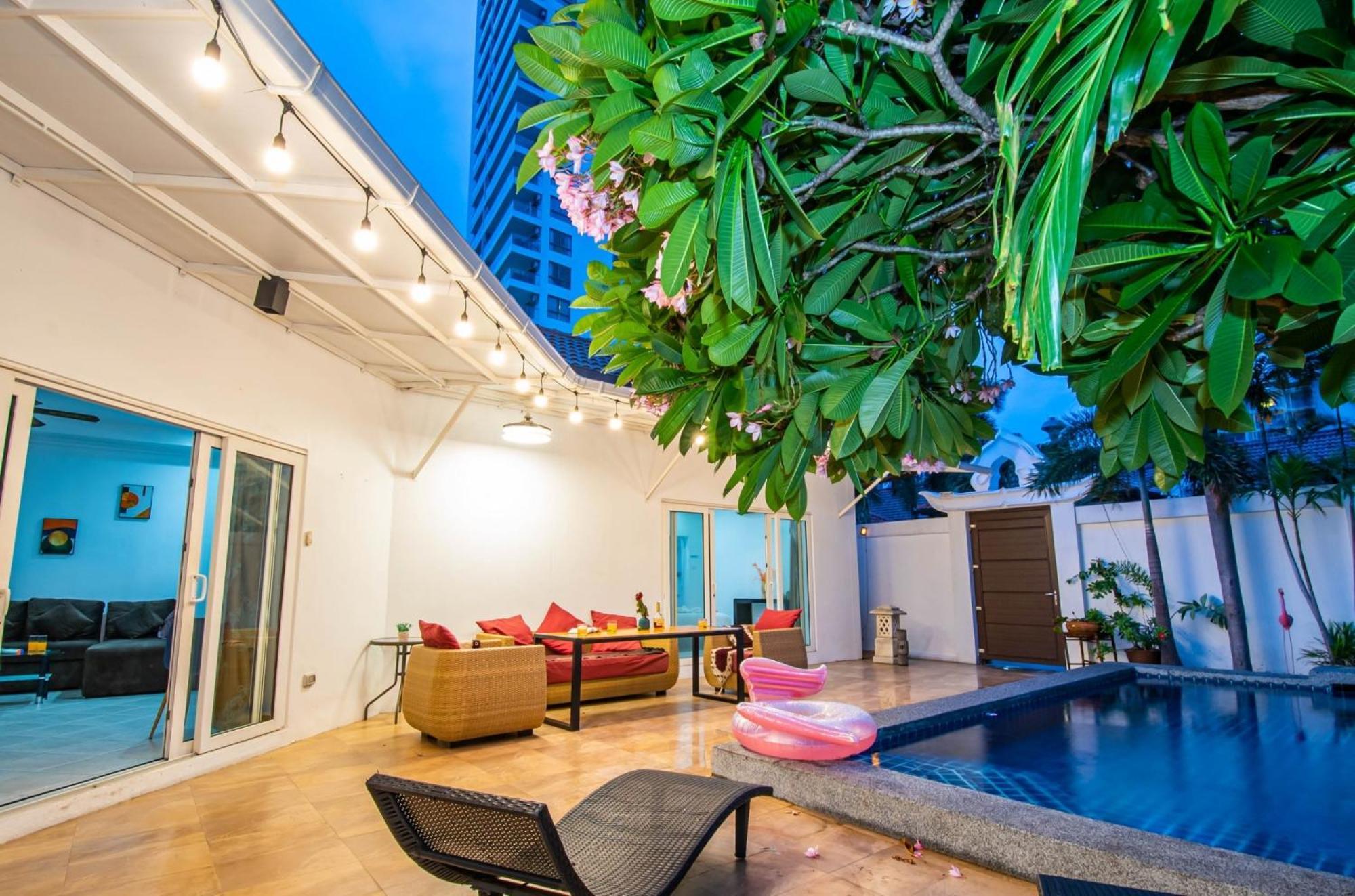 Villa Private Pool 3b Snooker Karaoke 200m Pattaya