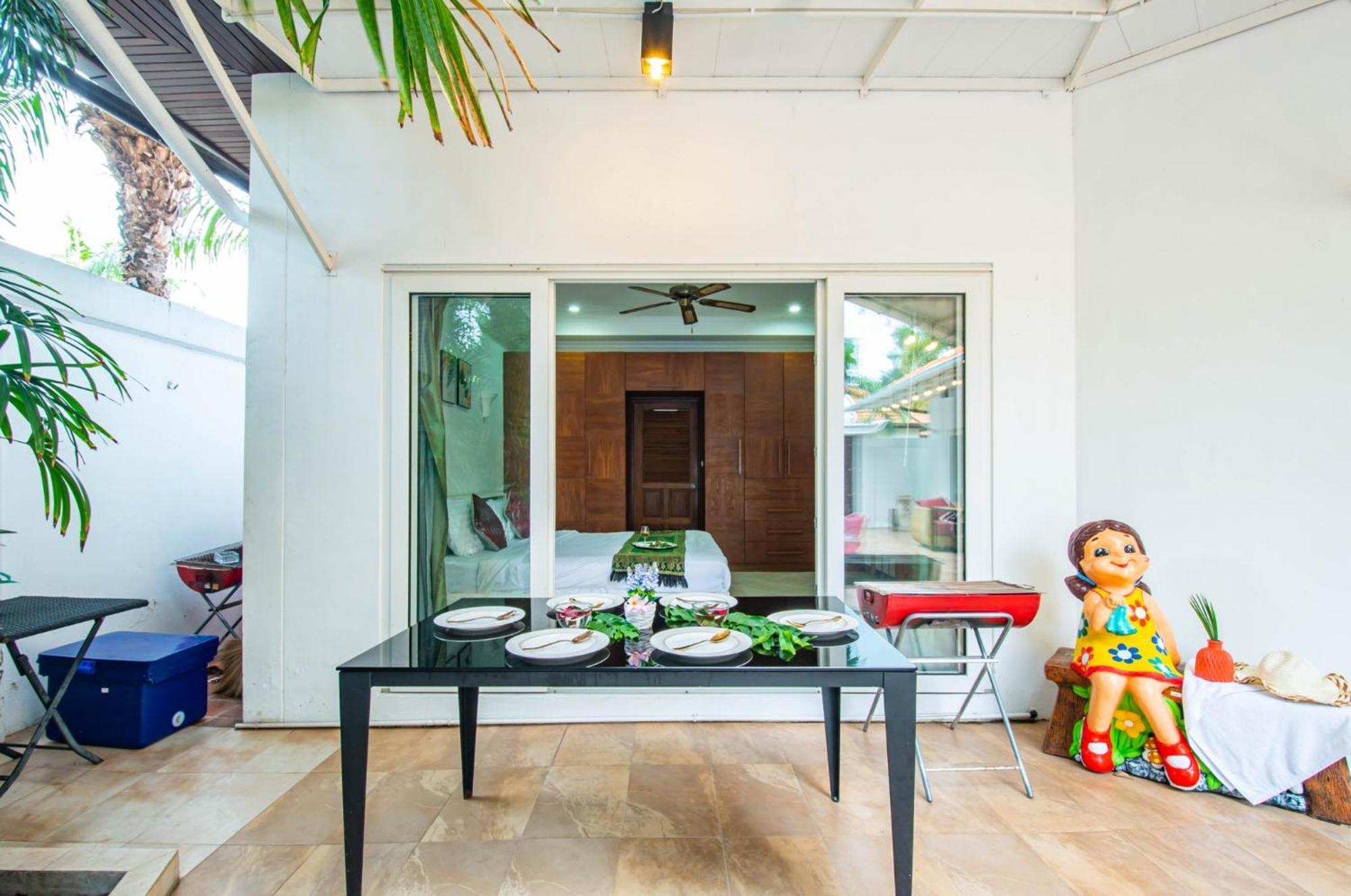 Private Pool 3b Snooker Karaoke 200m Villa