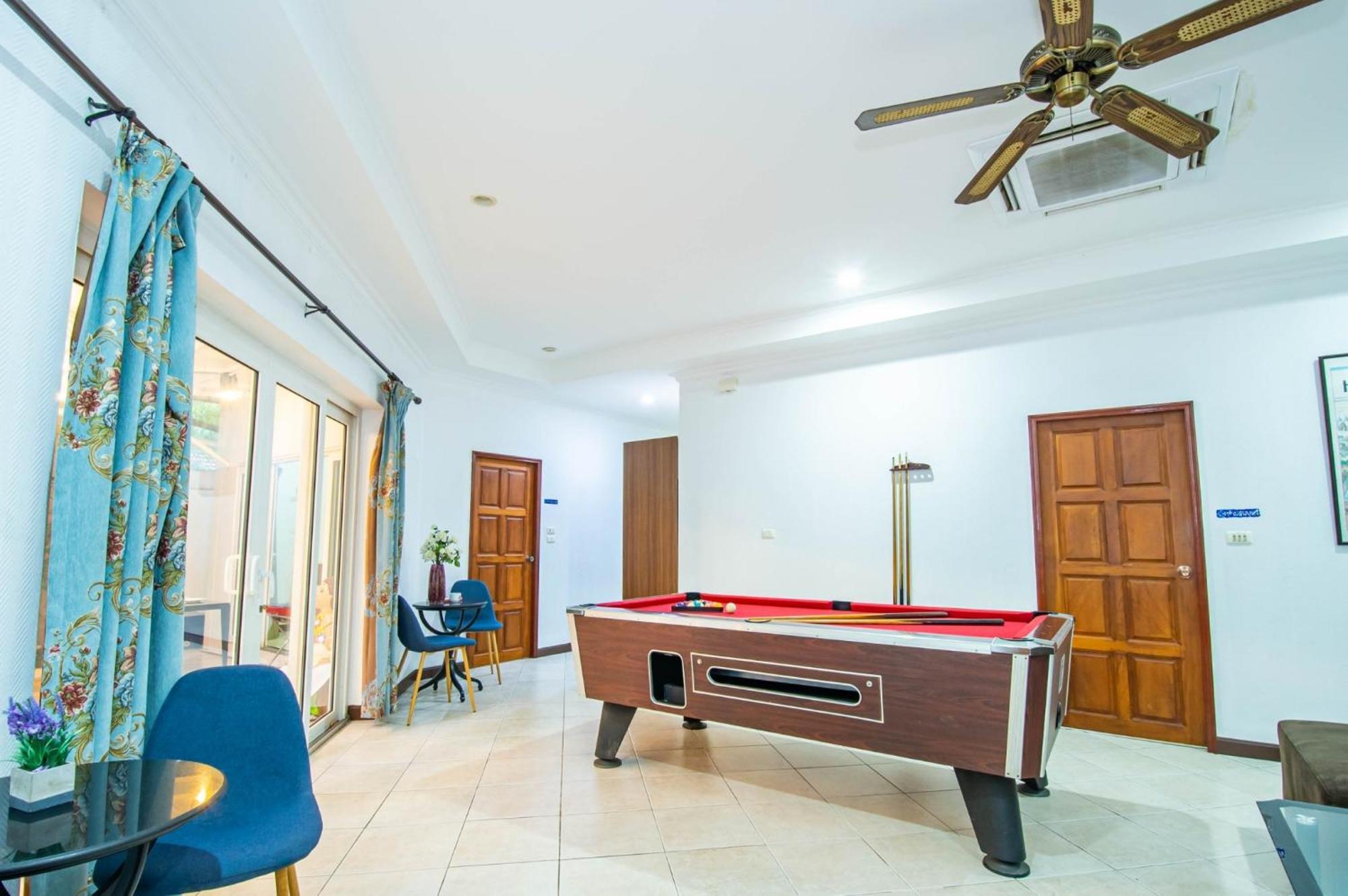 Private Pool 3b Snooker Karaoke 200m * Pattaya