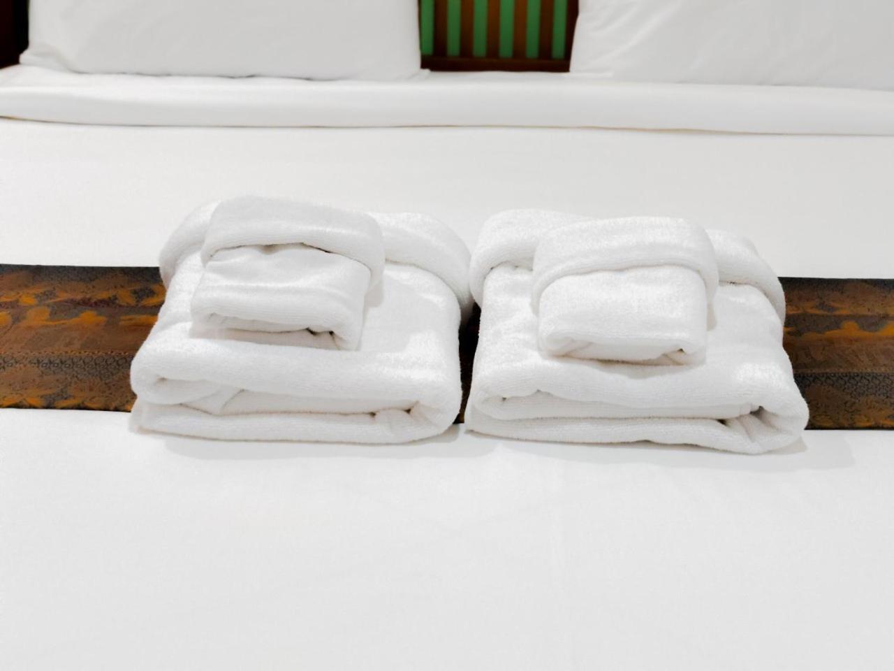 Angel Park Hotel *
