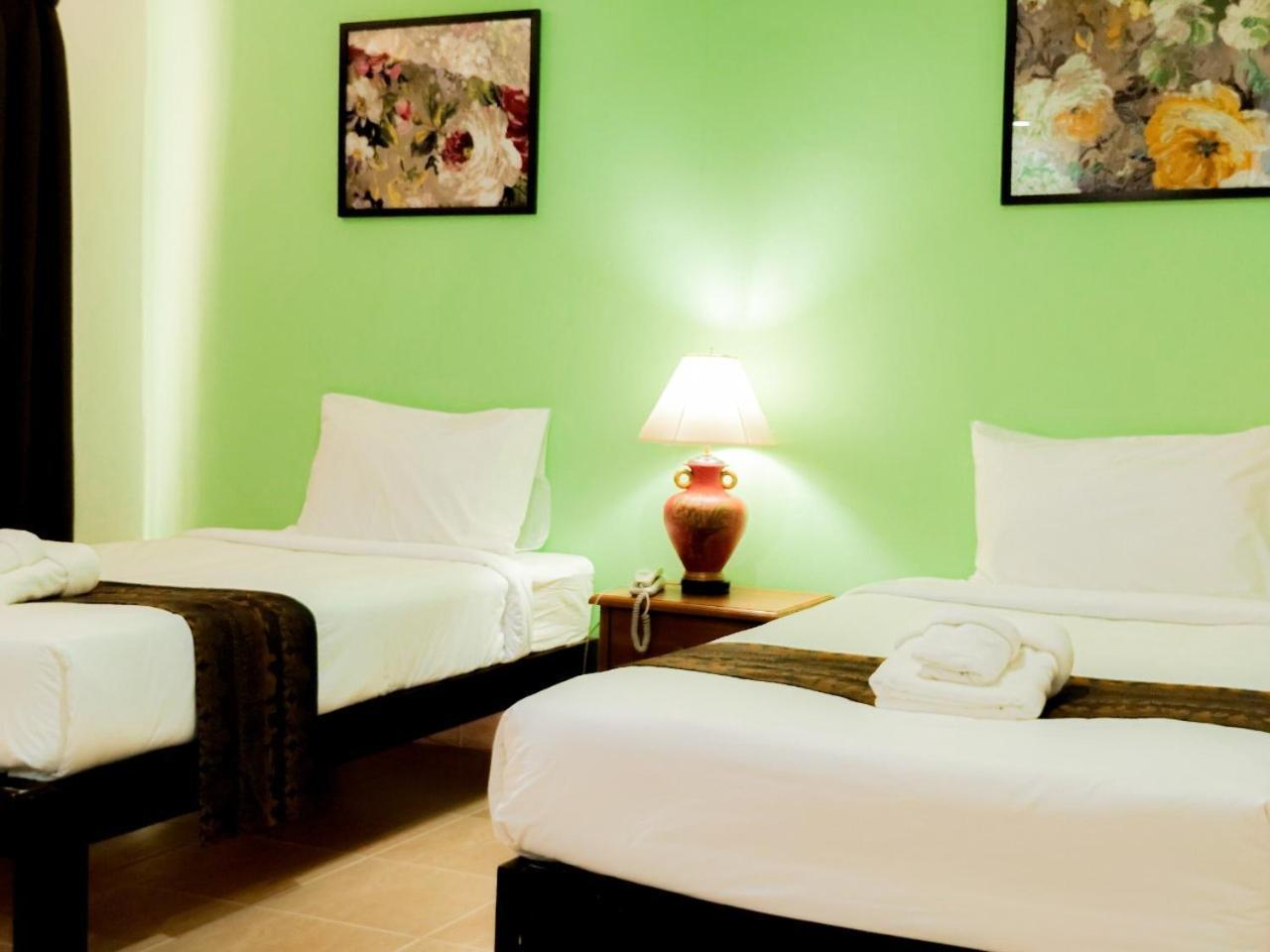 Angel Park Hotel