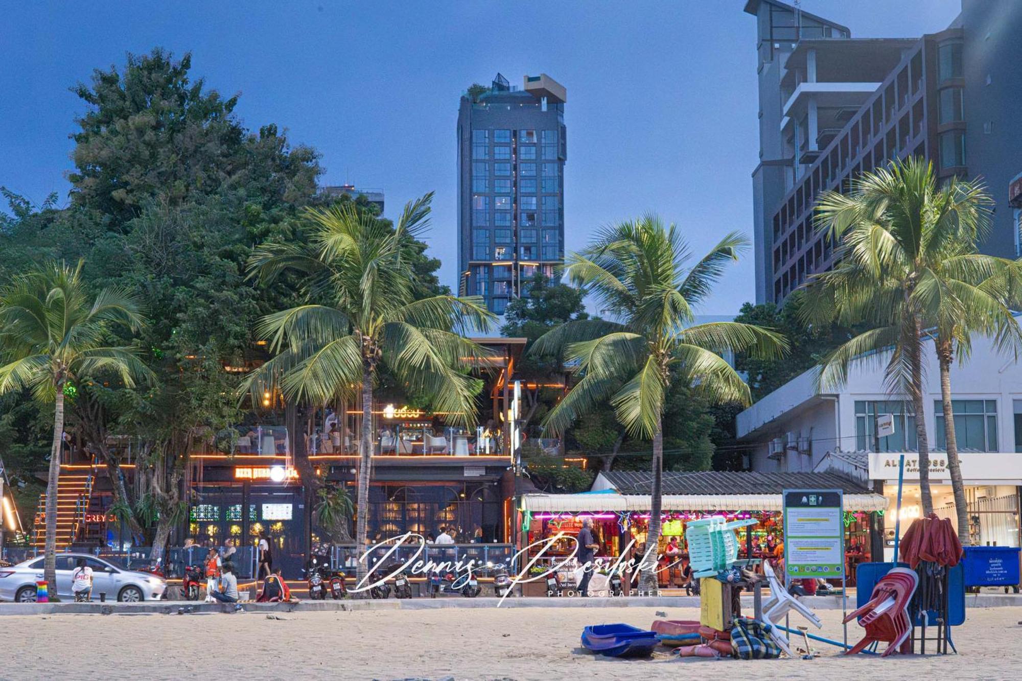 Luxury Edge Seaview Apartment *