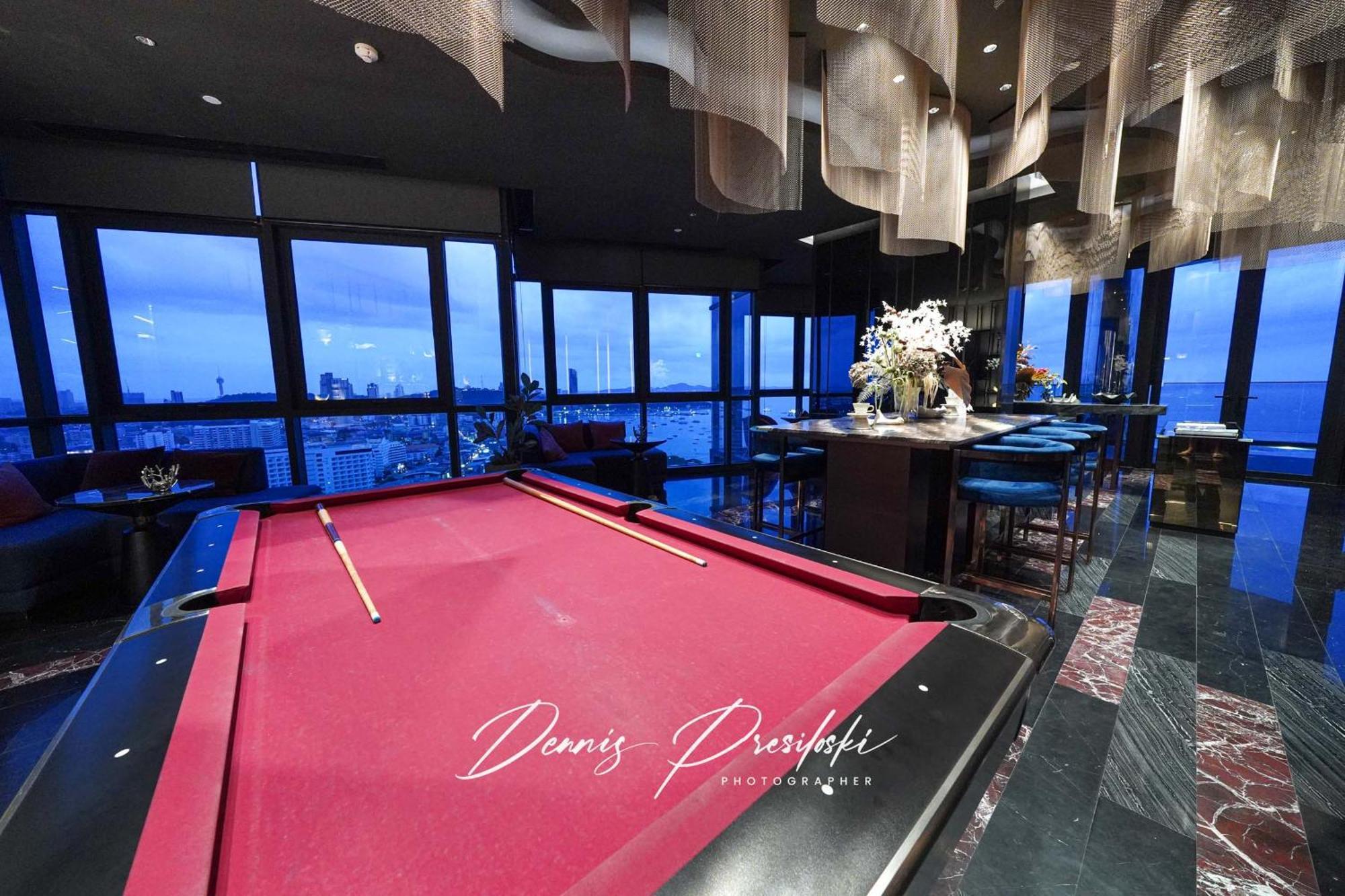 Luxury Edge Seaview * Pattaya