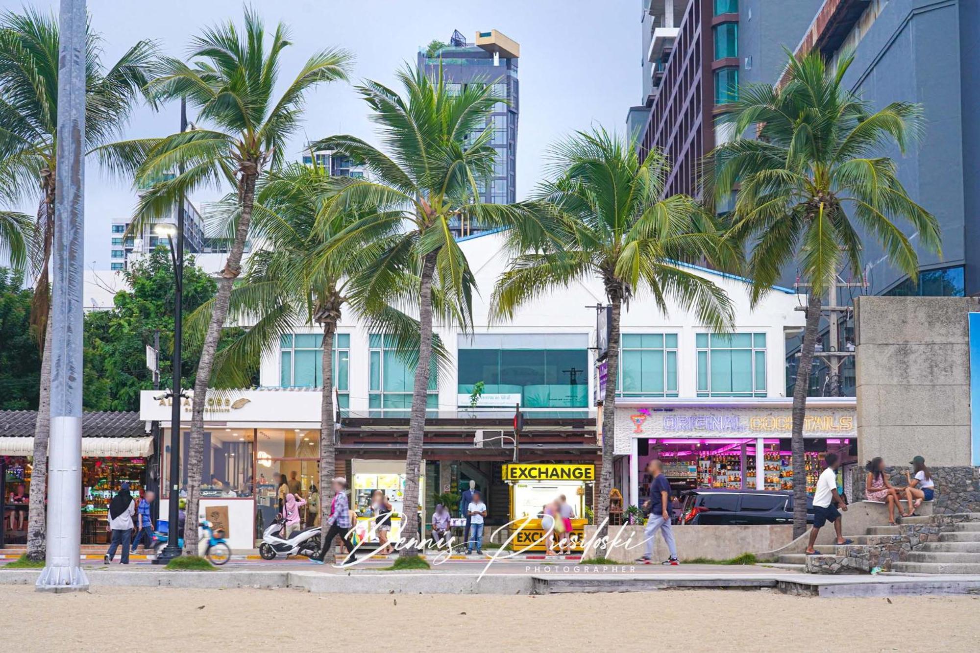 Apartment Luxury Edge Seaview Pattaya