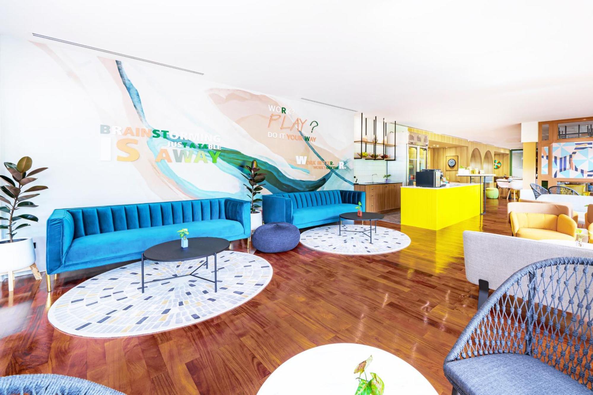 Hotel Avani