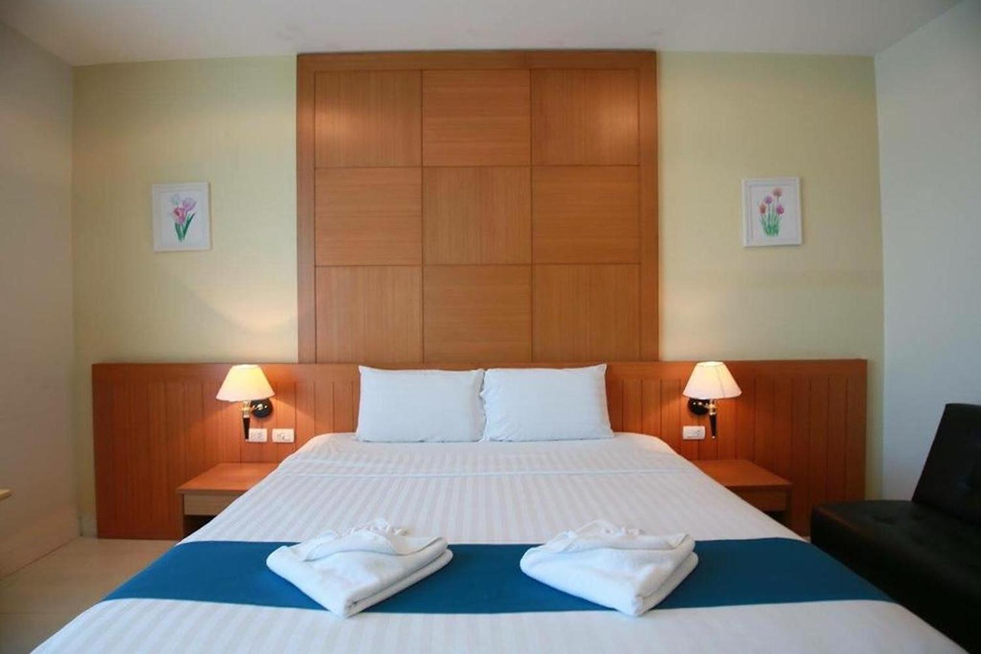 Hotel The Icon Place 1 @ 3*