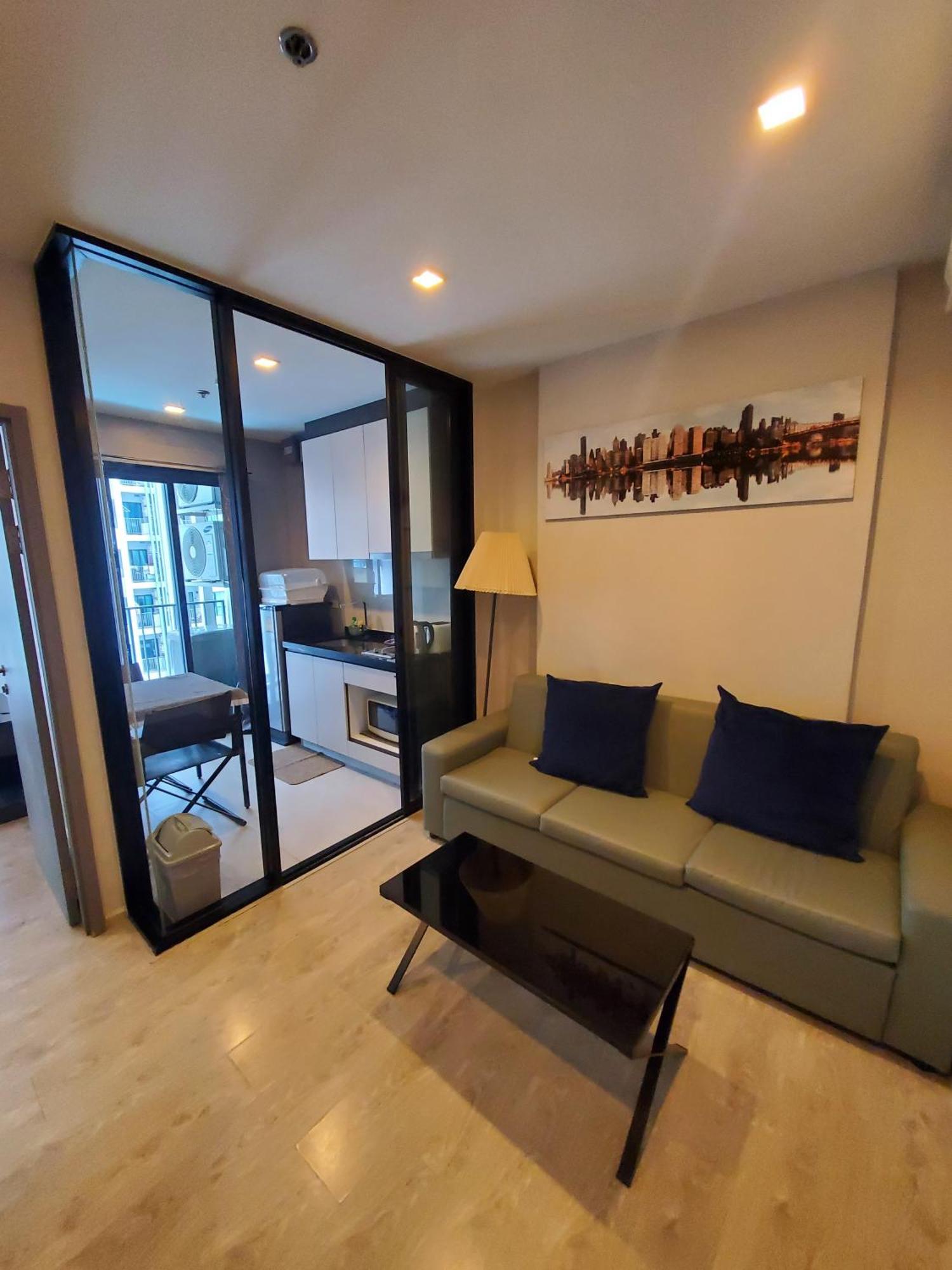 Apartment The Base At Pattaya
