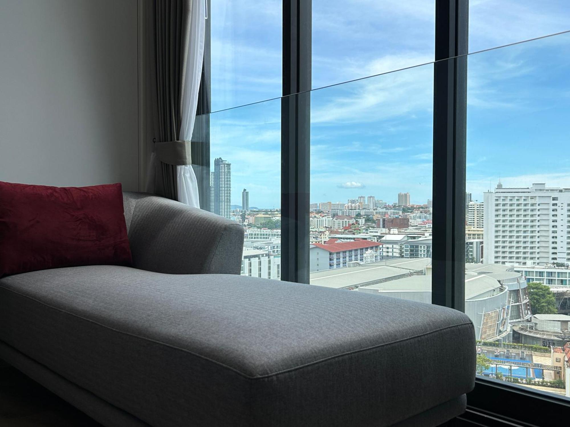 Edge By Yoyo Apartment *