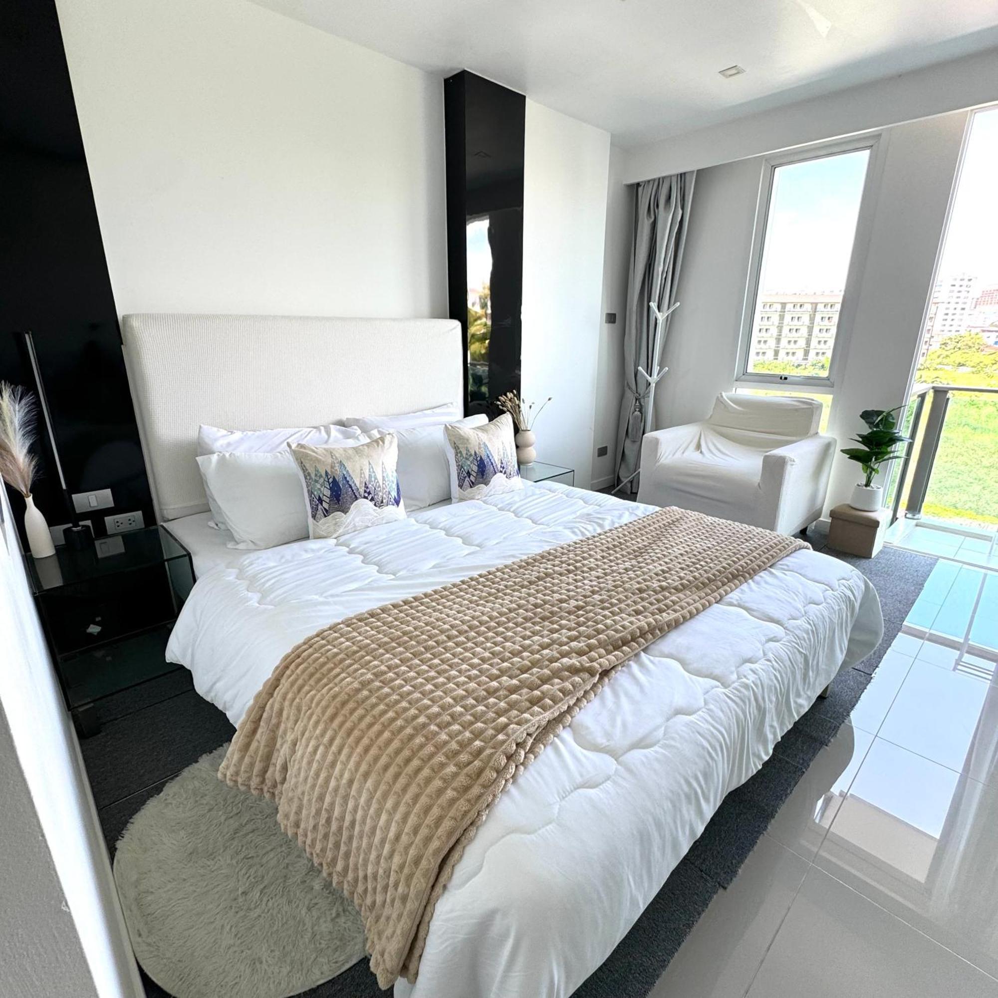 Apartment Affordable In Center *