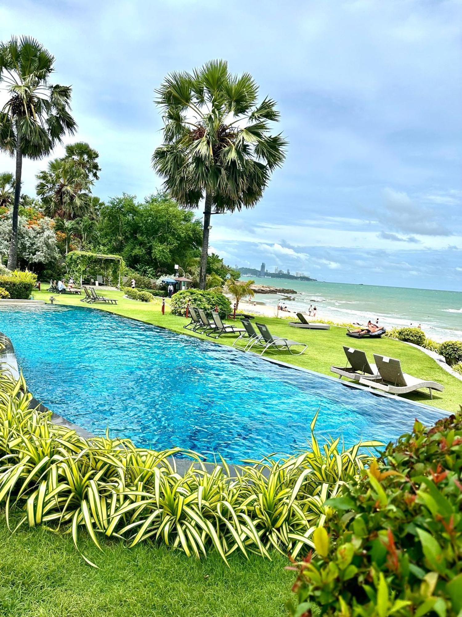 Apartment The Palm Wongamat 21 Pattaya