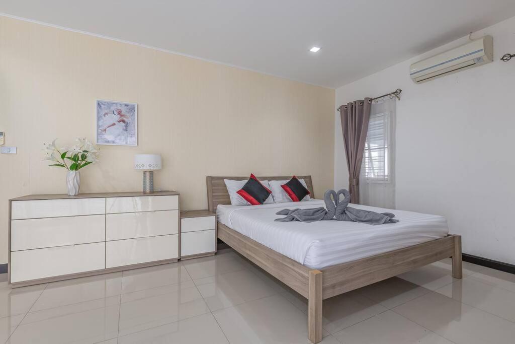 Jasmine Garden & Poll Pattya Villa Pattaya