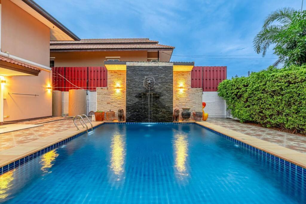 Jasmine Garden & Poll Pattya Villa Pattaya