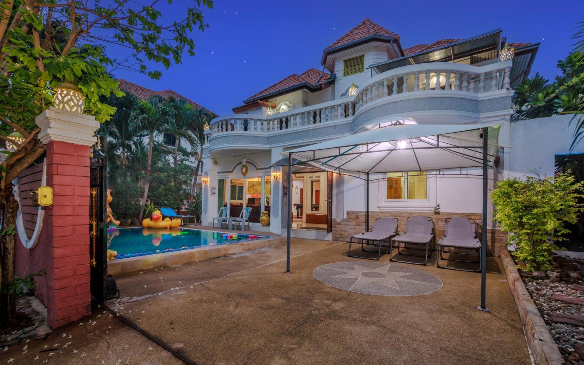R Near Walking Street Electricity Included Vila Pattaya