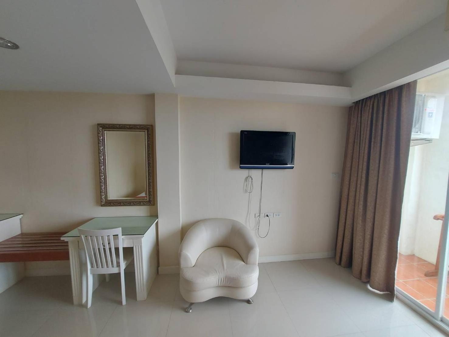 Grandsmile Wellness Resort Pattaya