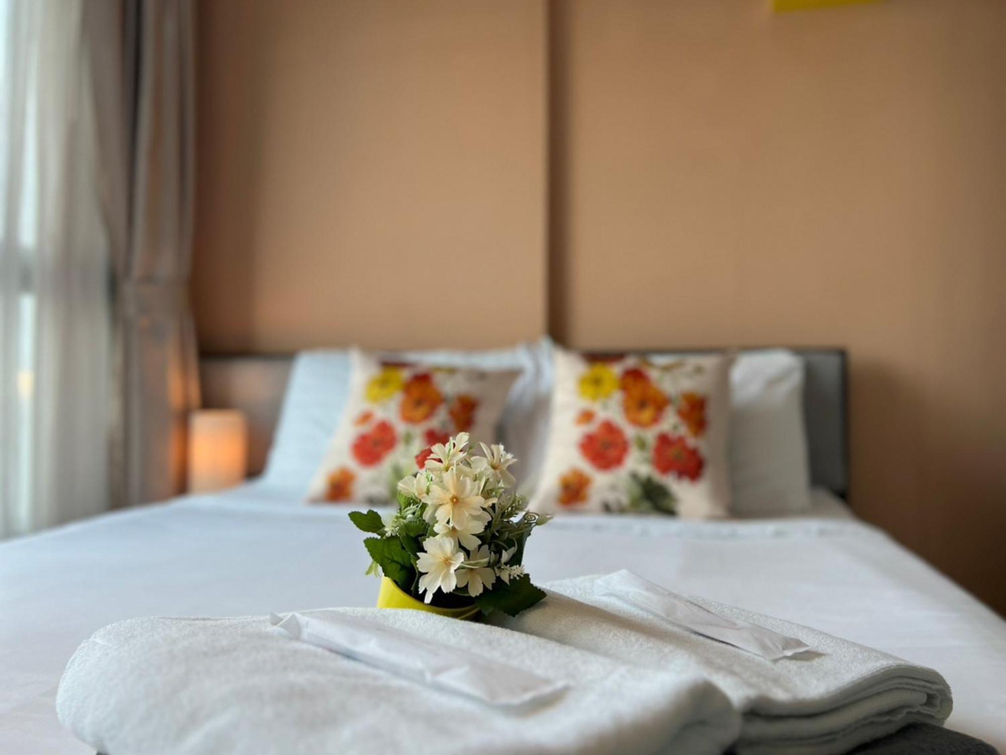 Aparthotel The Base By Mickey *