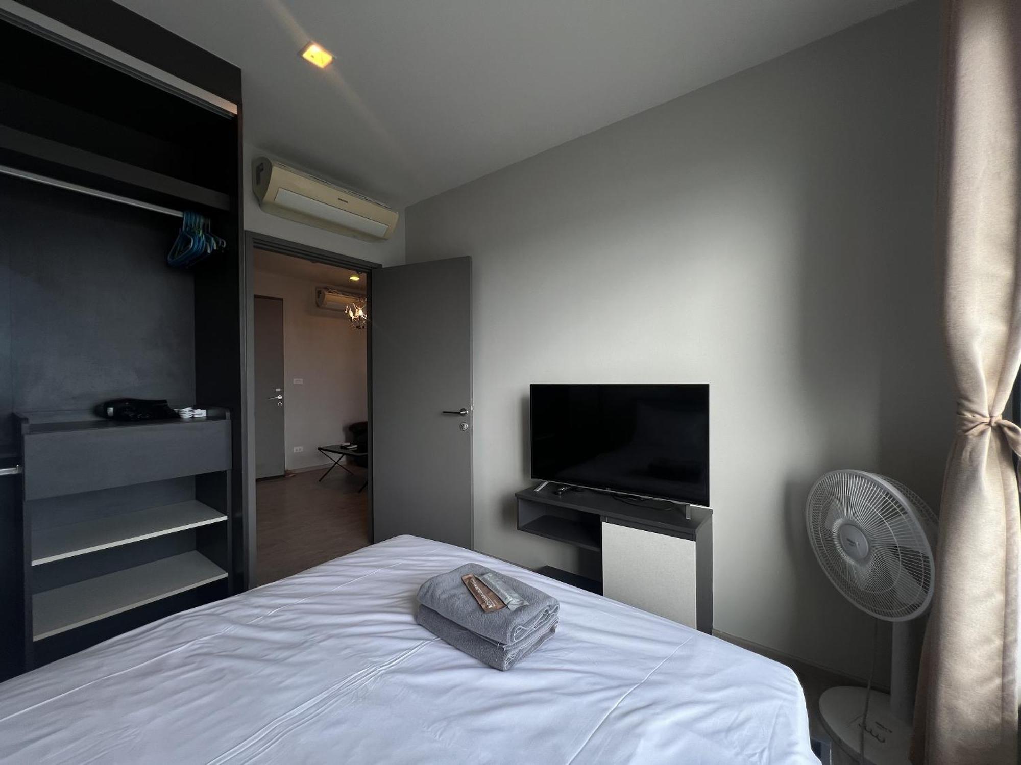 The Base By Mickey Aparthotel *