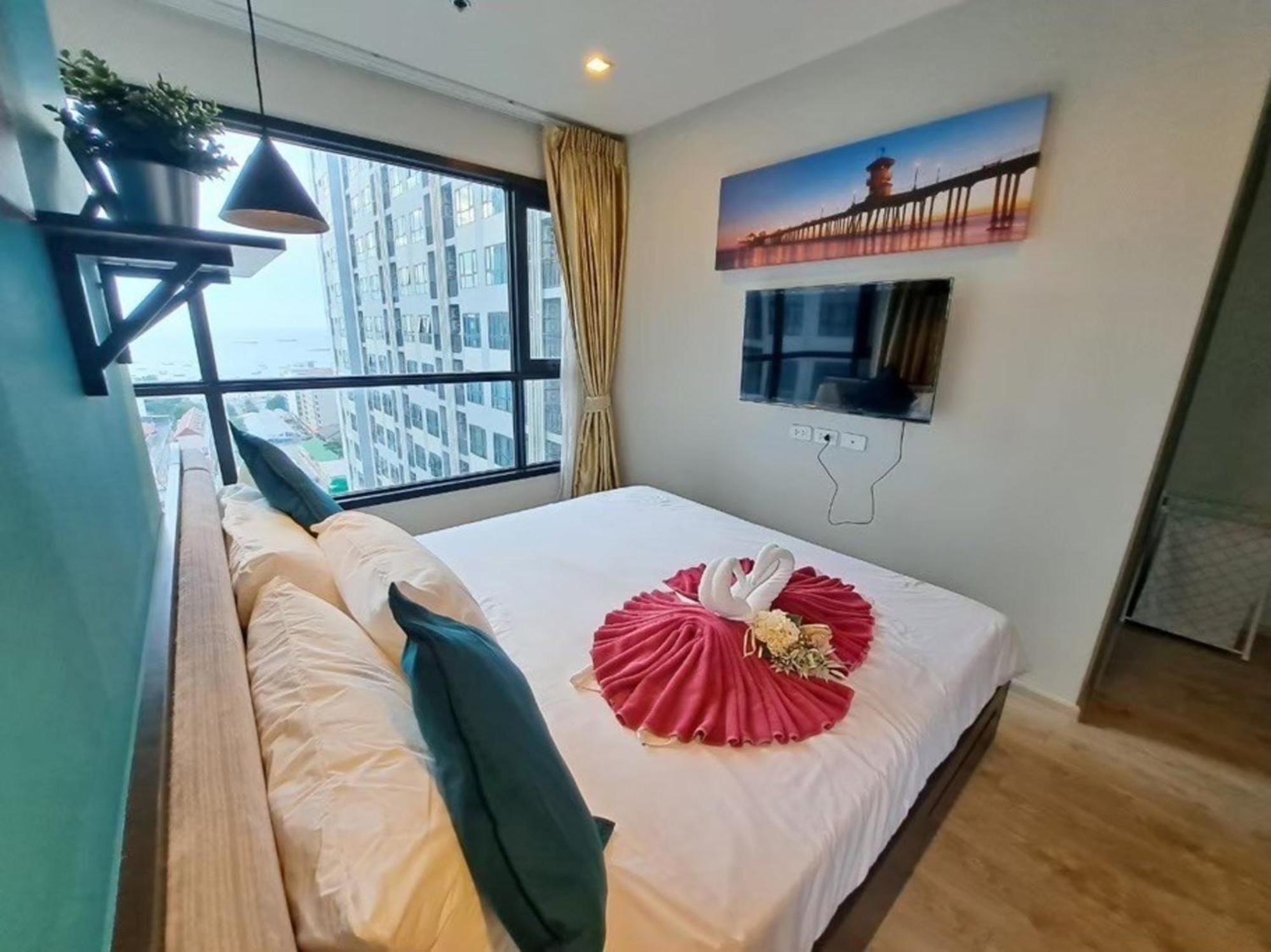 The Base By Mickey * Pattaya