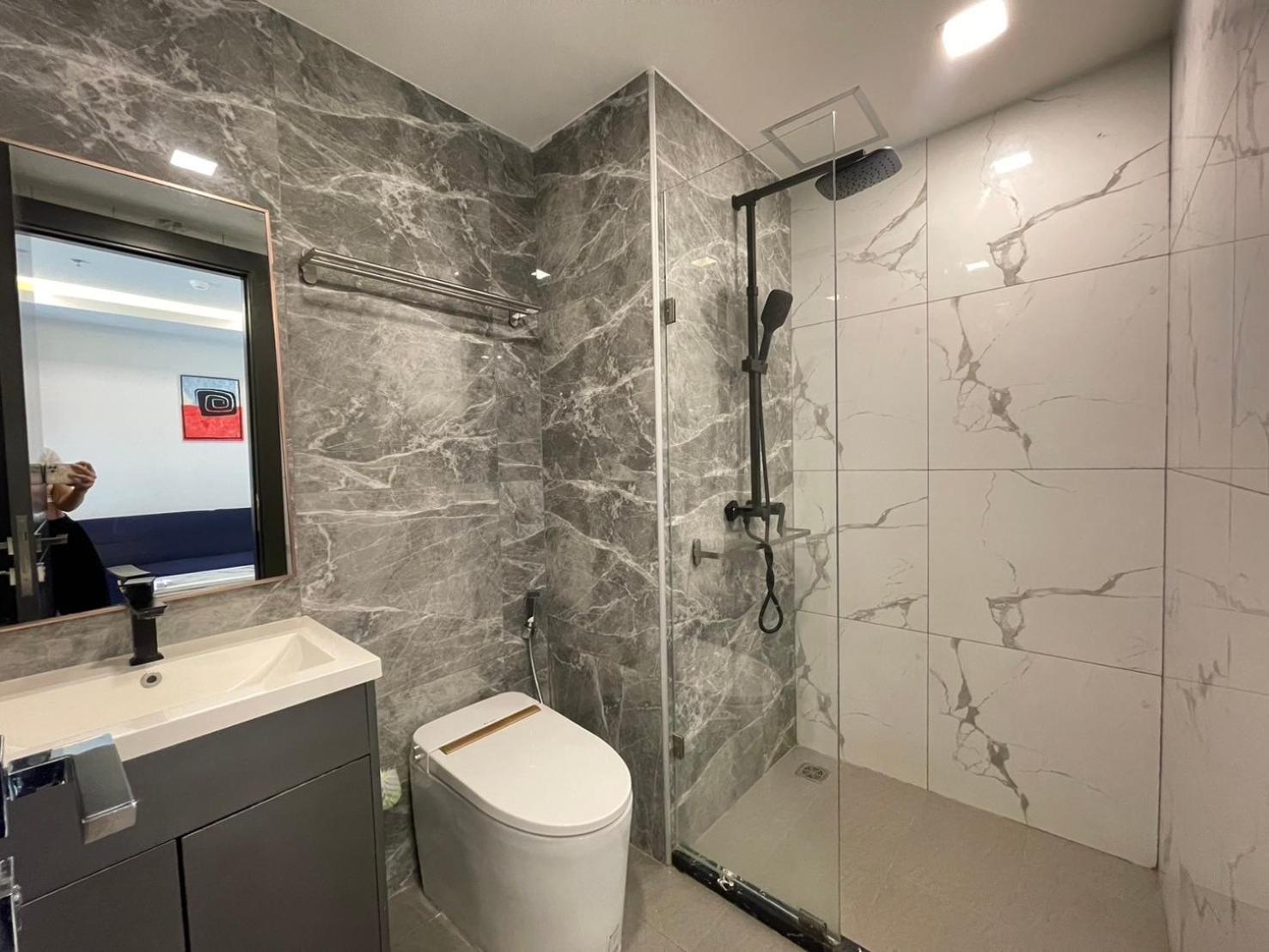 Arcadia Millennium Tower Apartment