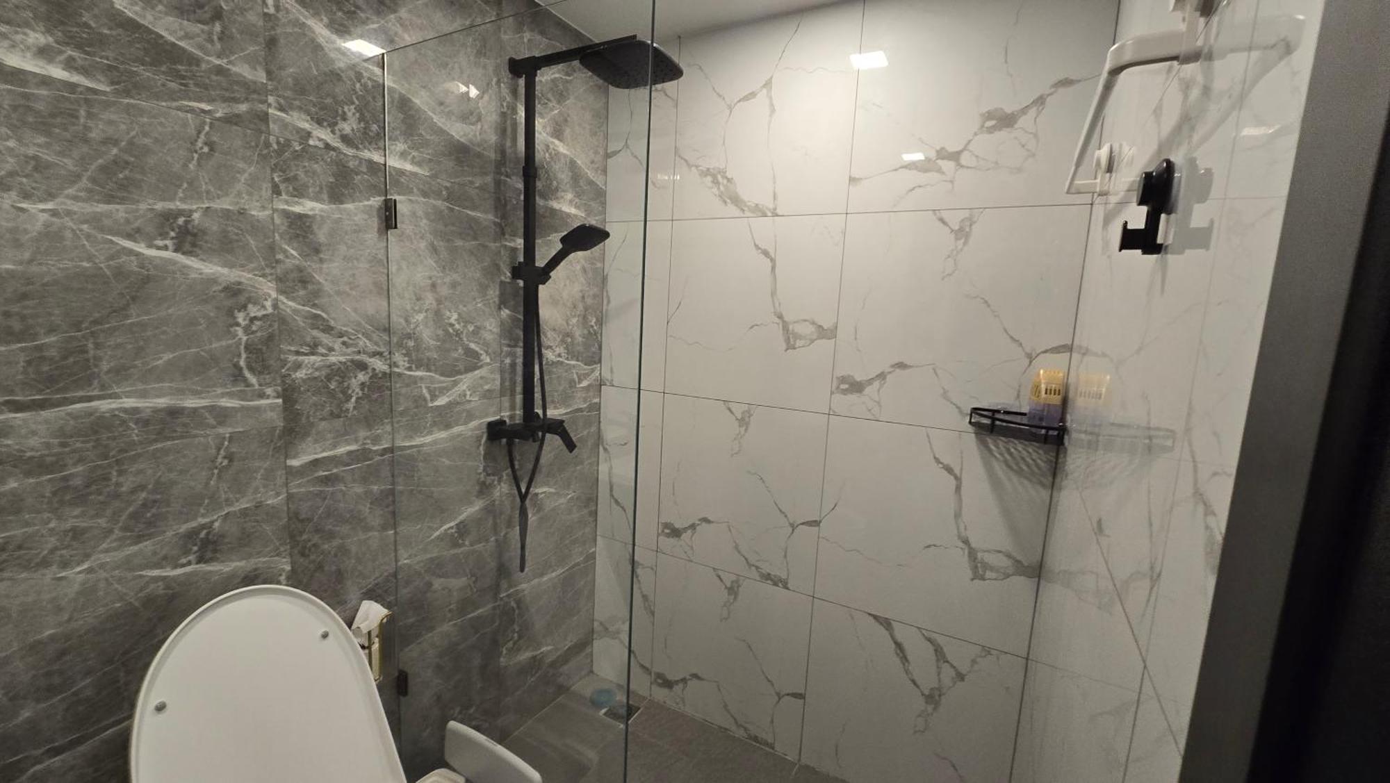 Acadia Millennium Tower Apartment Pattaya