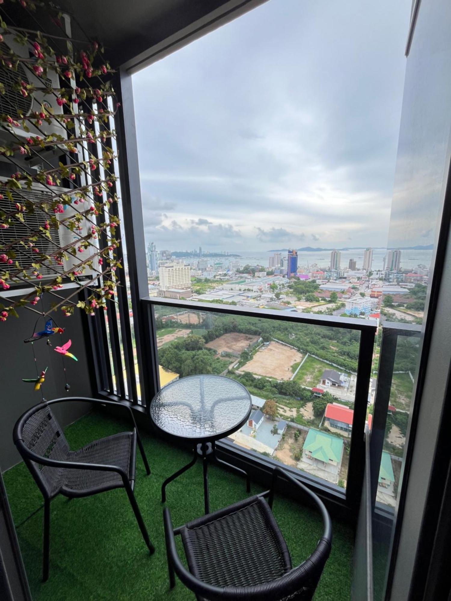 Once Panorama View Apartment Pattaya