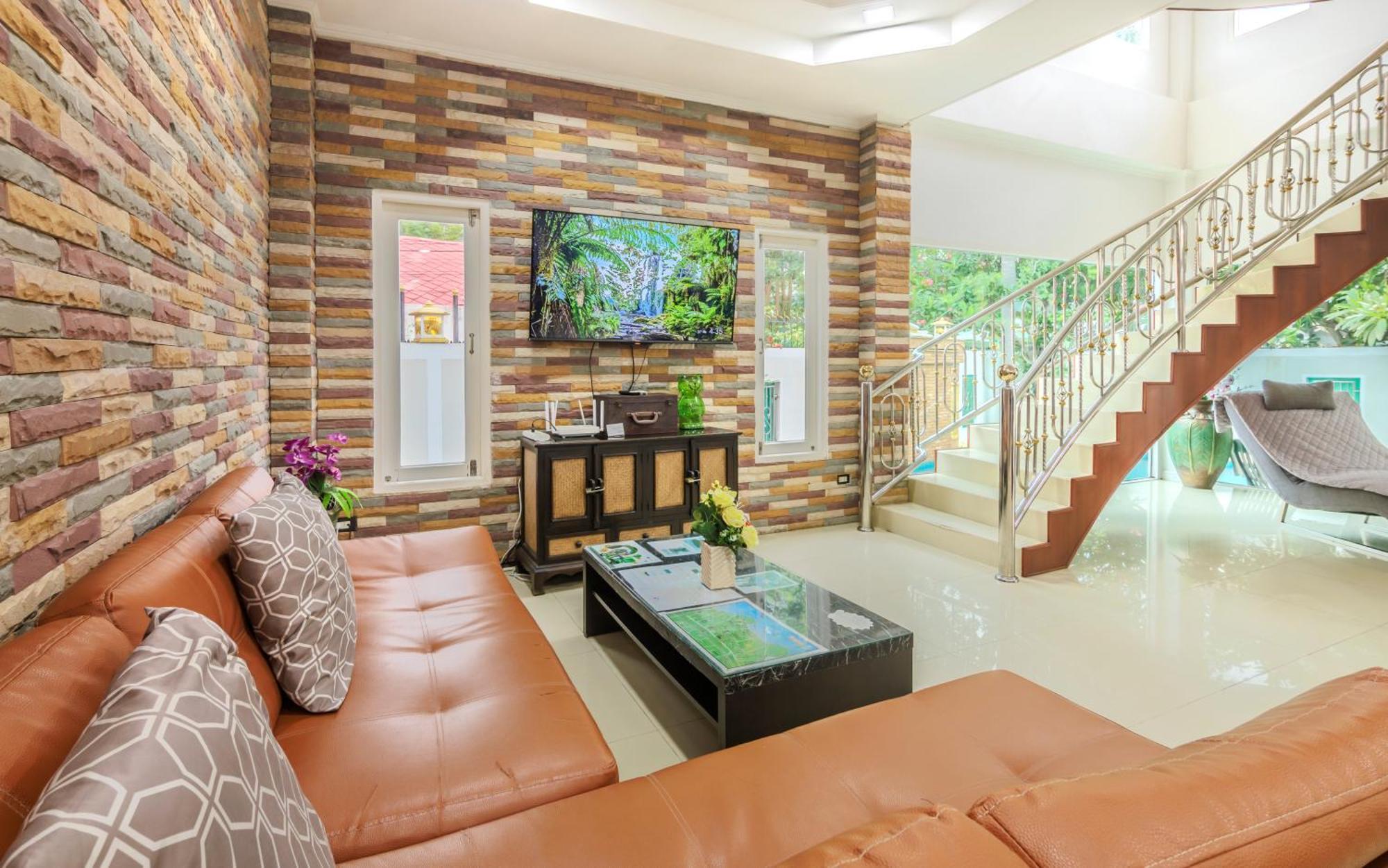 T Near Walking Street Electricity Included Villa
