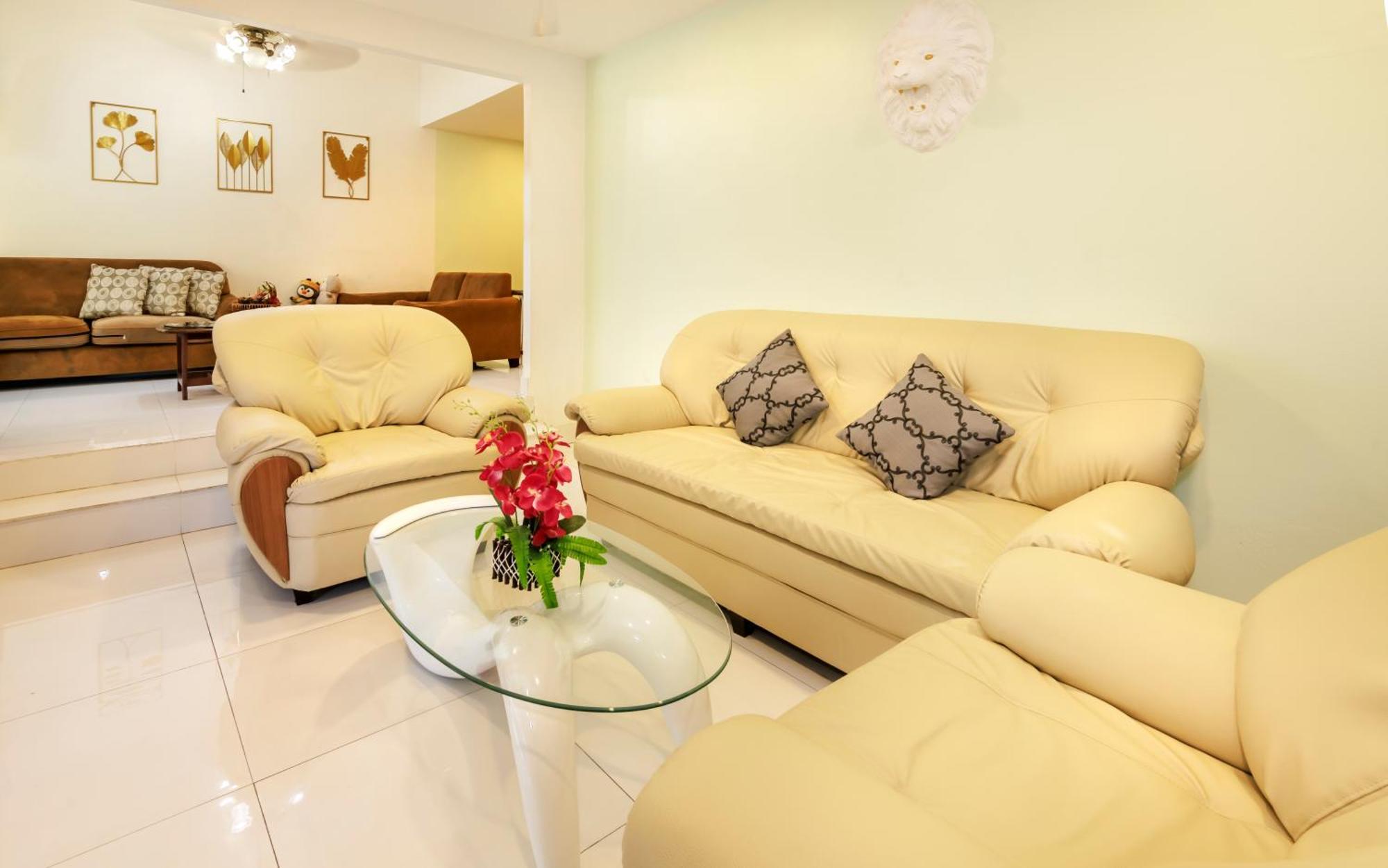 K Near Walking Street Electricity Included Villa Pattaya