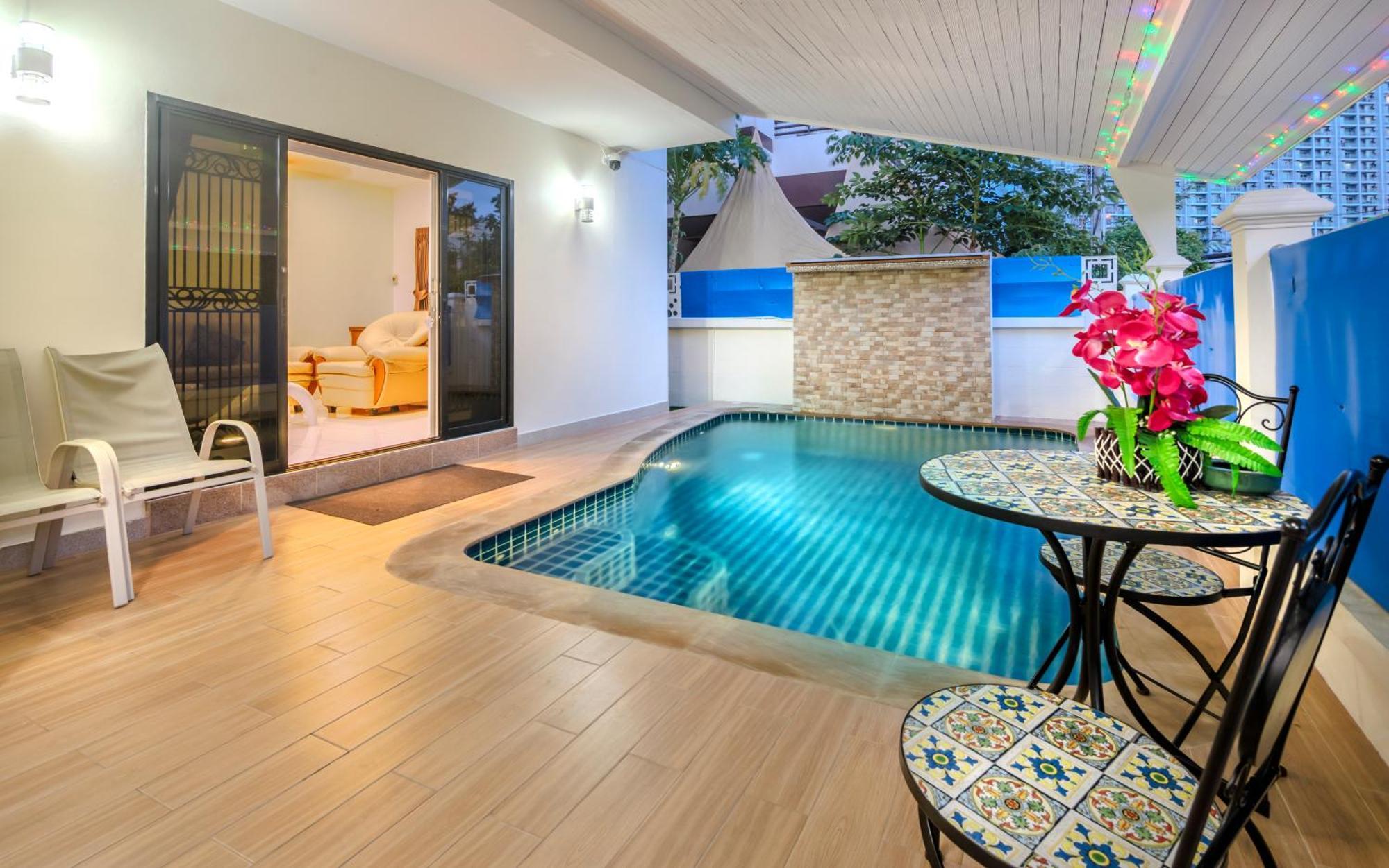K Near Walking Street Electricity Included * Pattaya