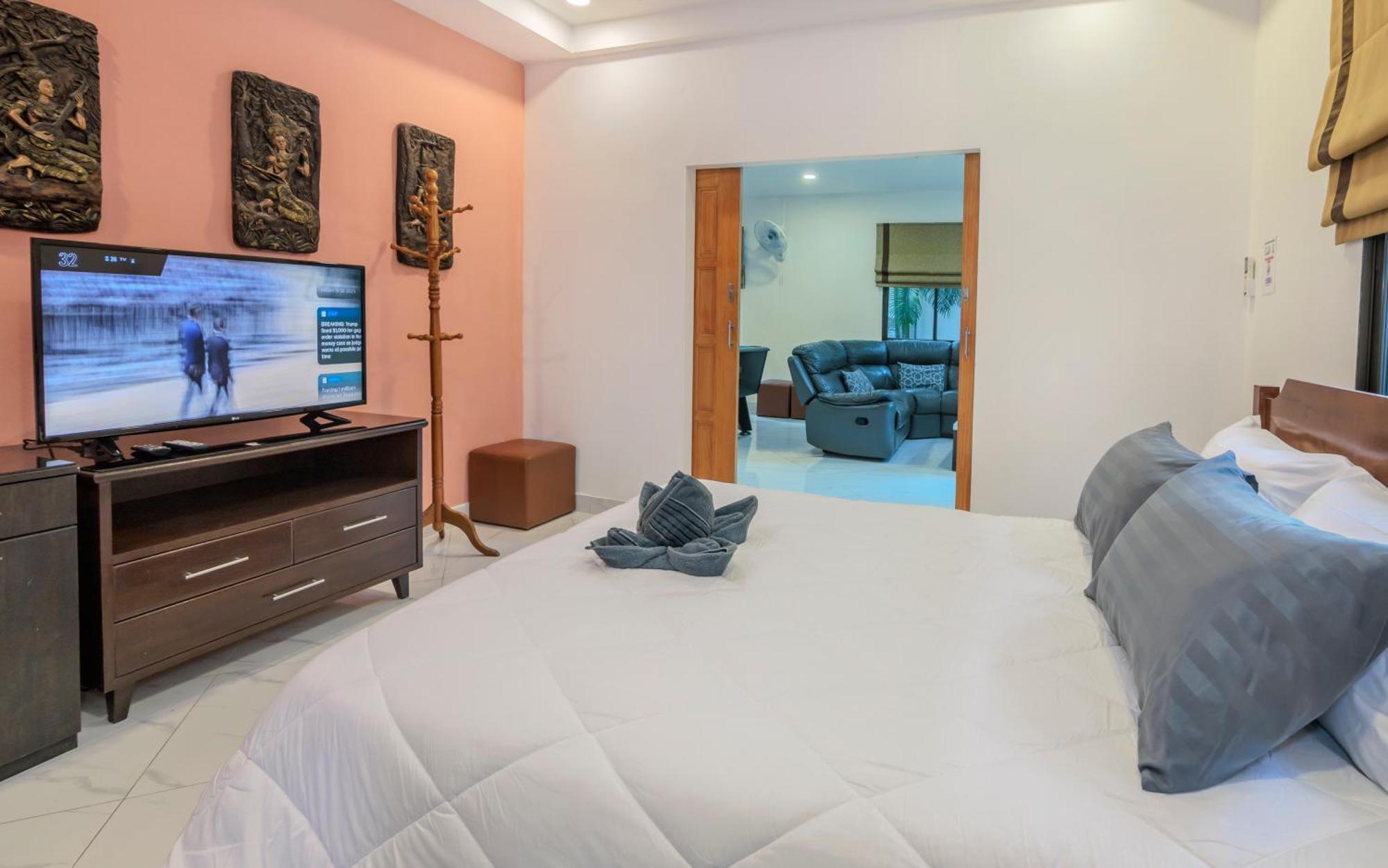Villa Madee Near Walking Street And Beaches Pattaya