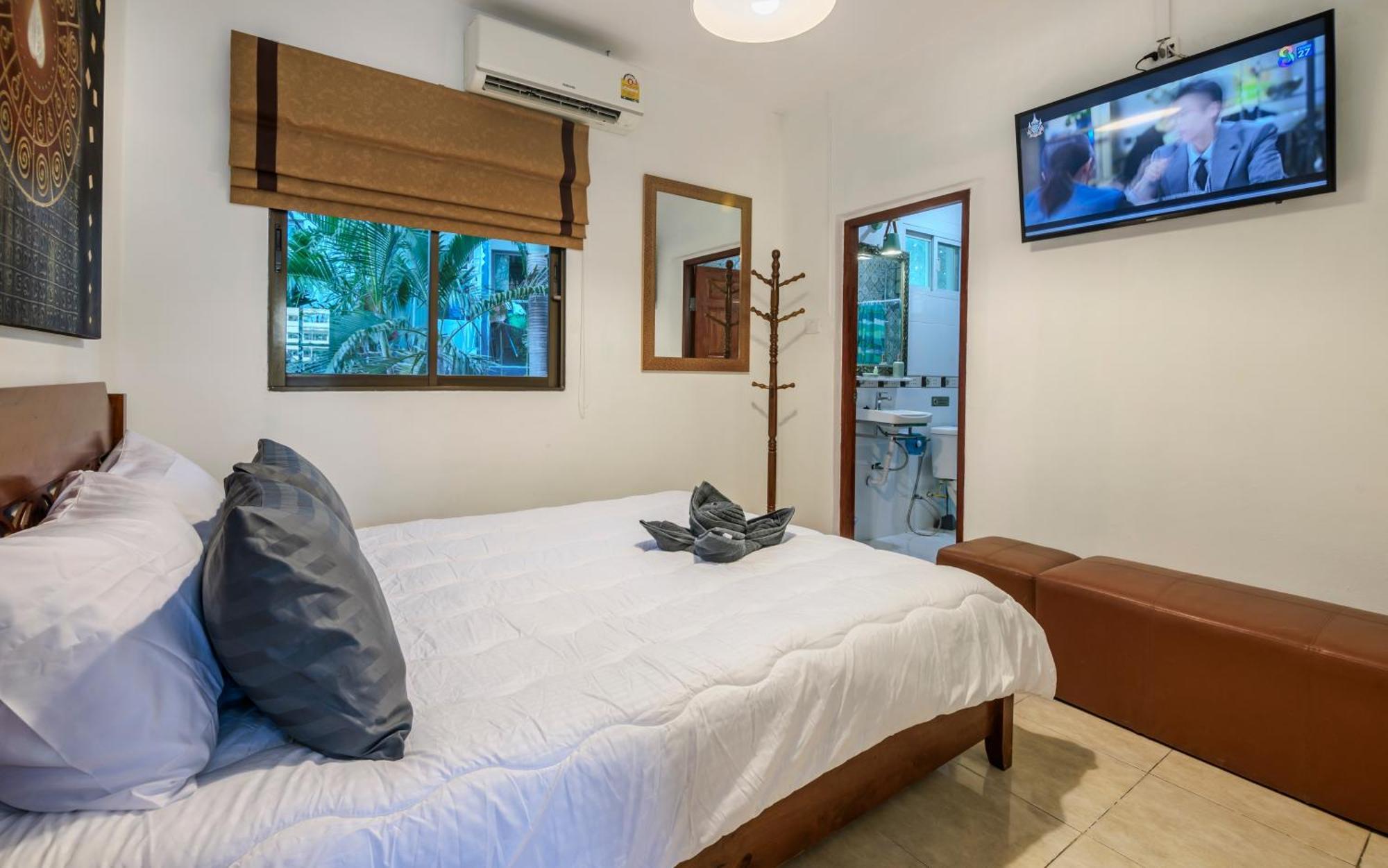 Madee Near Walking Street And Beaches Villa Pattaya