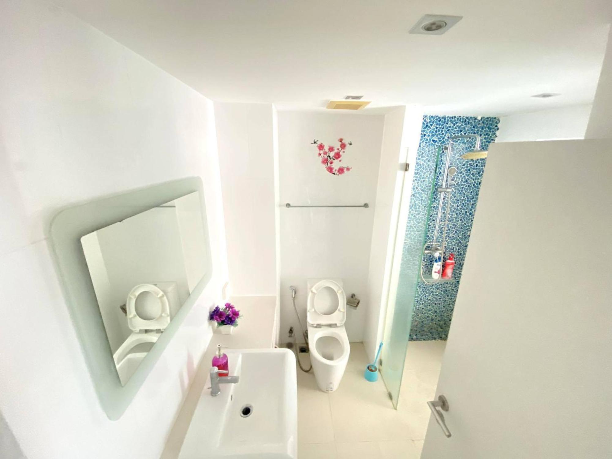 Apartment Novana - Jacuzzi - Pool - Sauna - Gym Pattaya