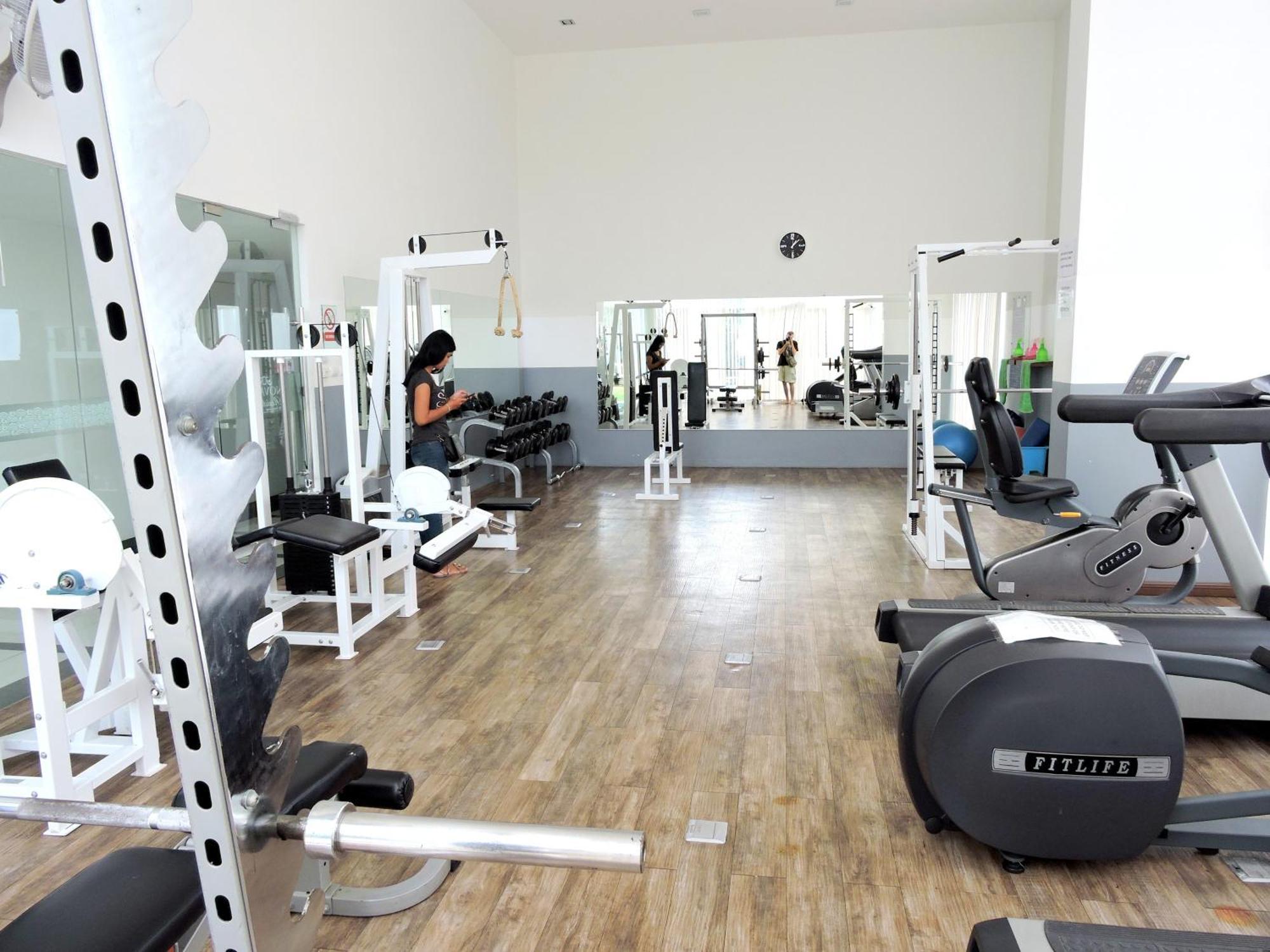 Novana - Jacuzzi - Pool - Sauna - Gym Apartment *