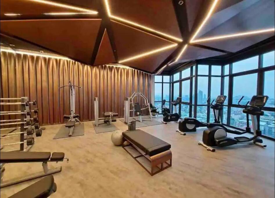 Luxury In The Center Pattaya