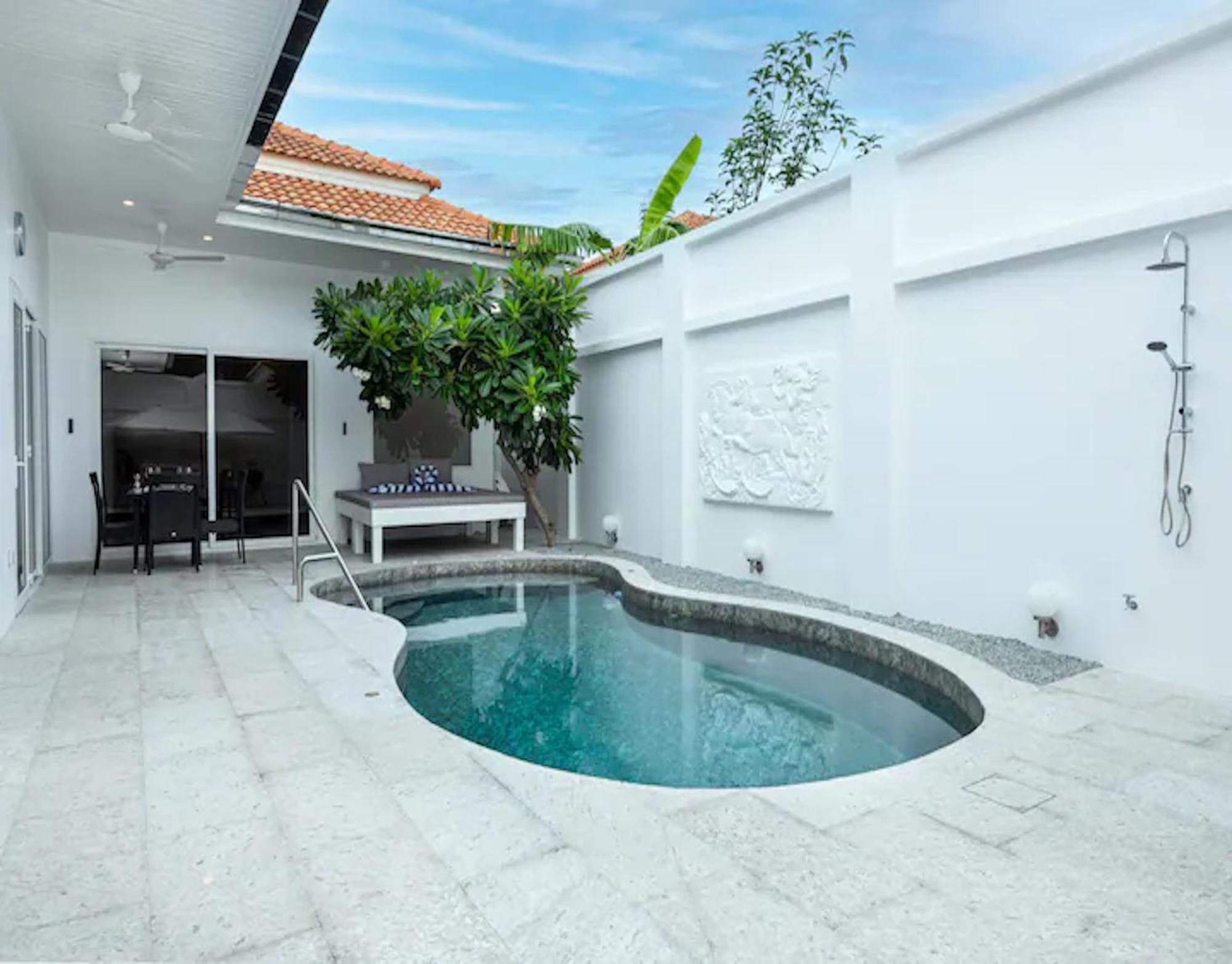 Party Pool