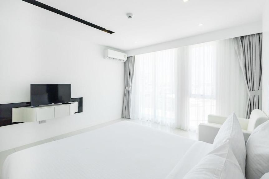 Center Apartment *