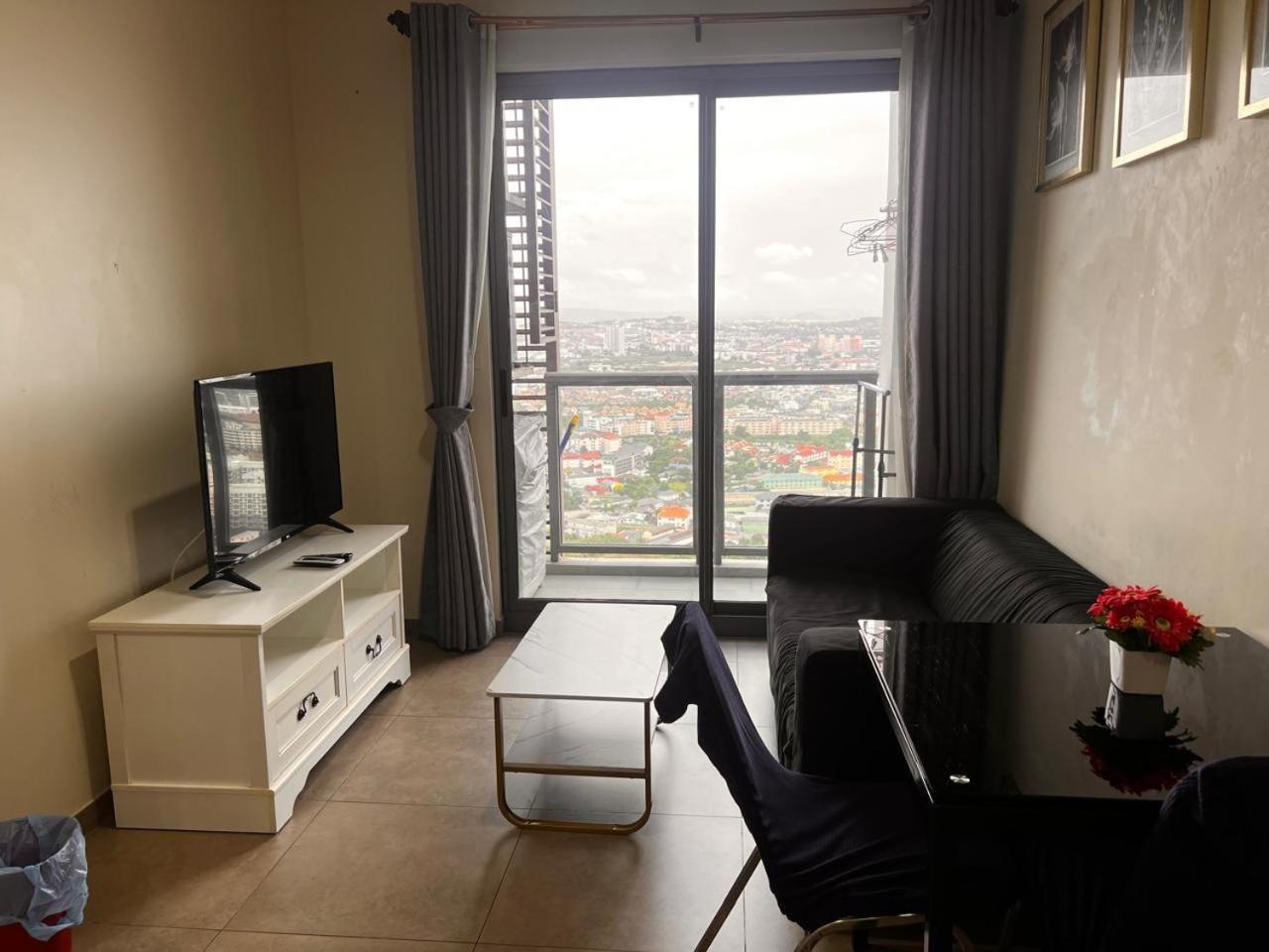 Apartment South 40th Floor Walking Street In Mung 3 Pattaya