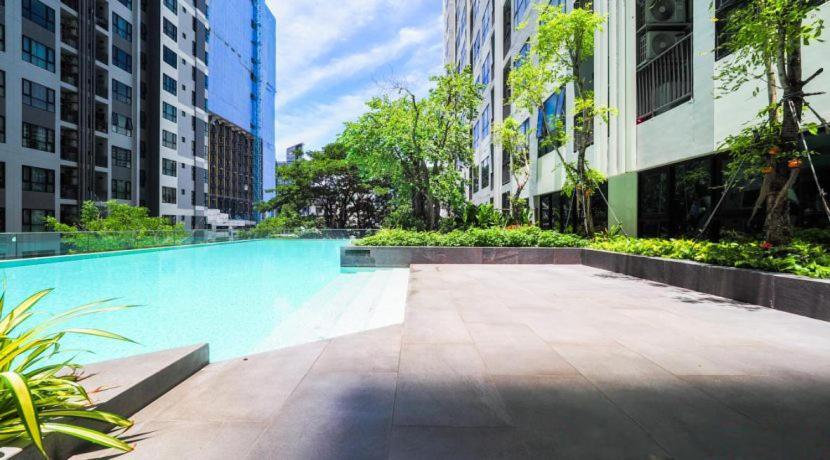 Kaws Theme Modern 1br - High Floor Seaview Apartment Pattaya