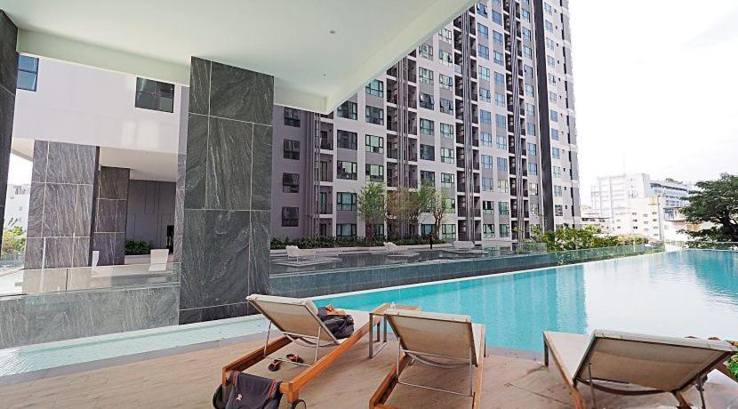 Kaws Theme Modern 1br - High Floor Seaview * Pattaya