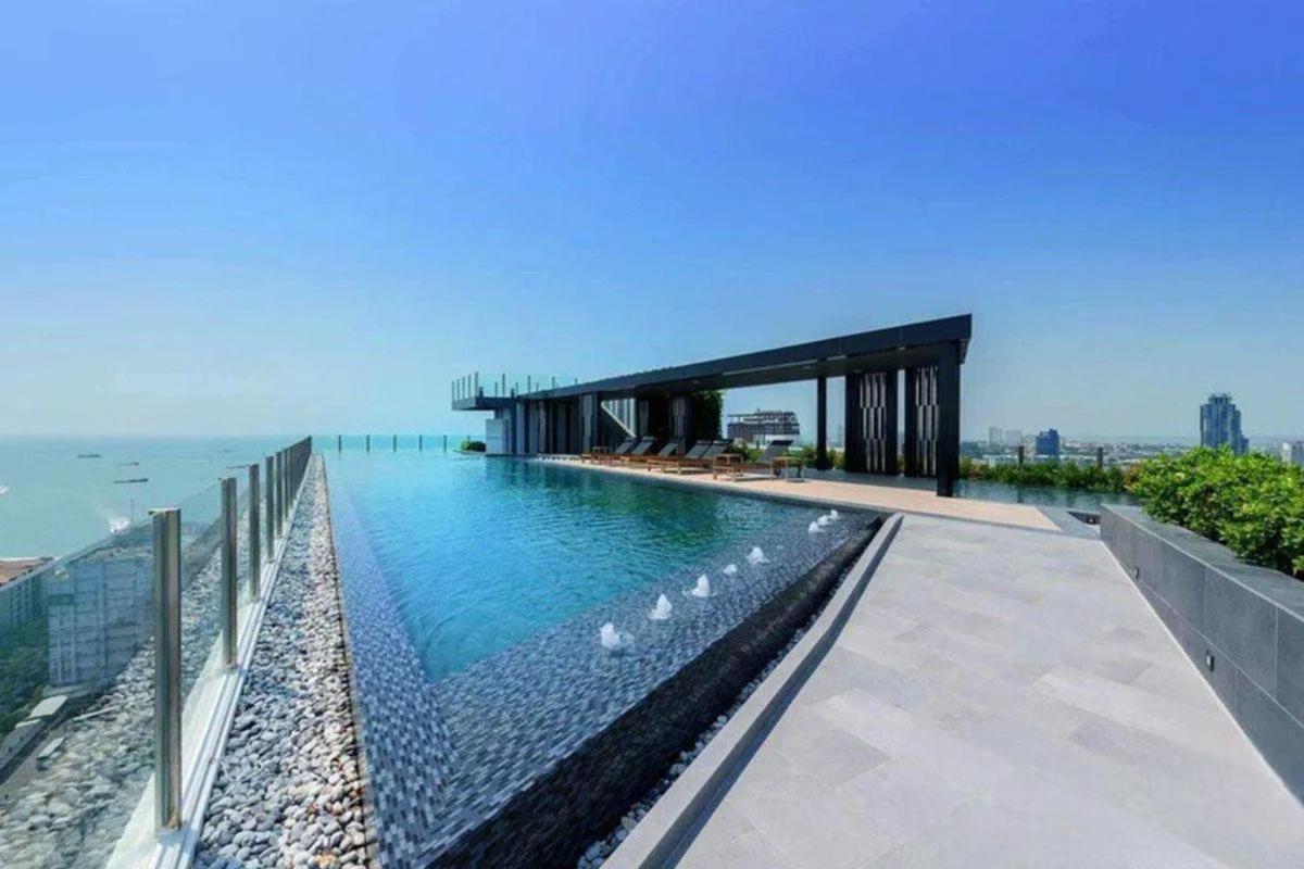 Apartment Kaws Theme Modern 1br - High Floor Seaview *