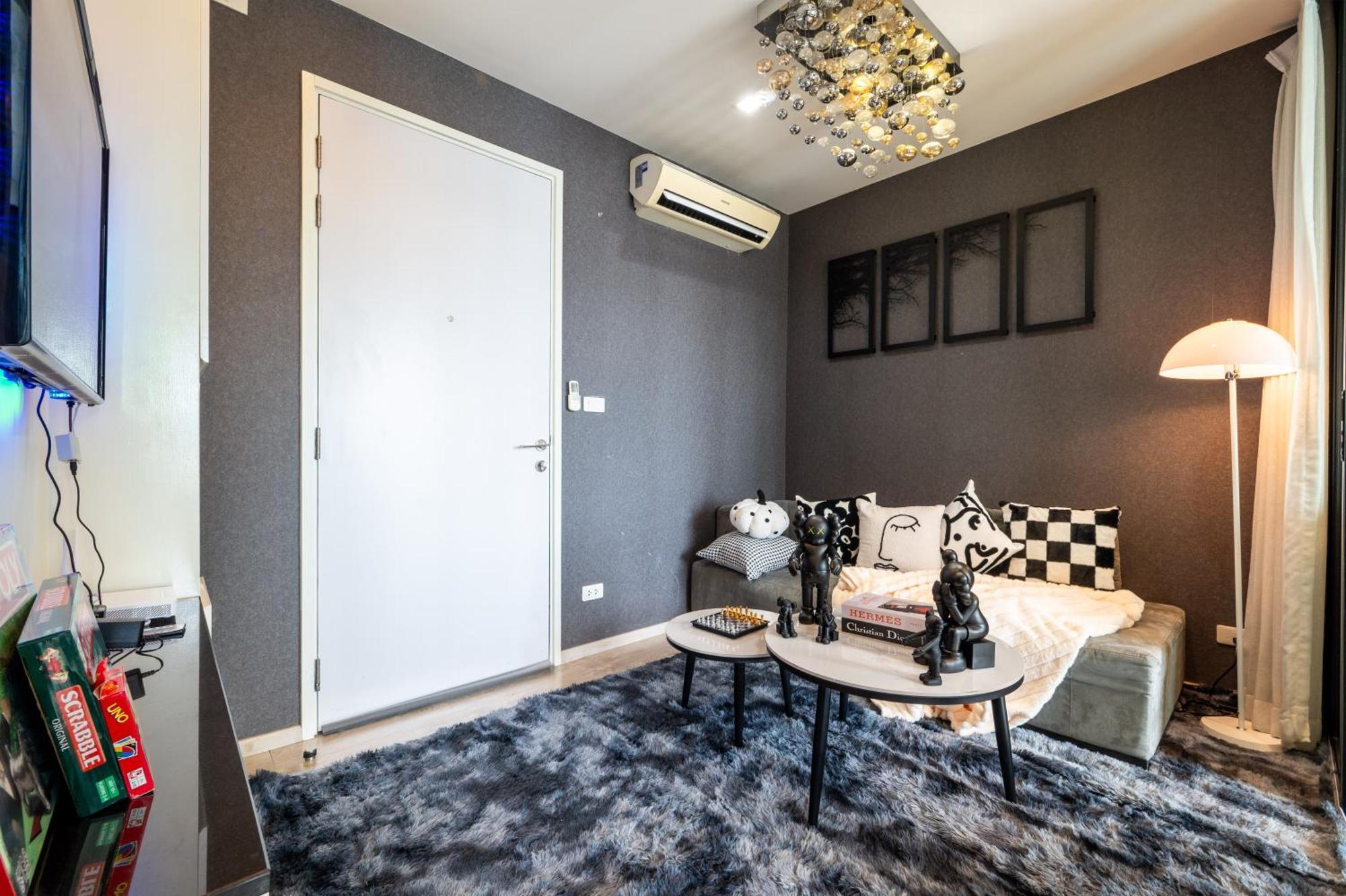 Apartment Kaws Theme Modern 1br - High Floor Seaview *