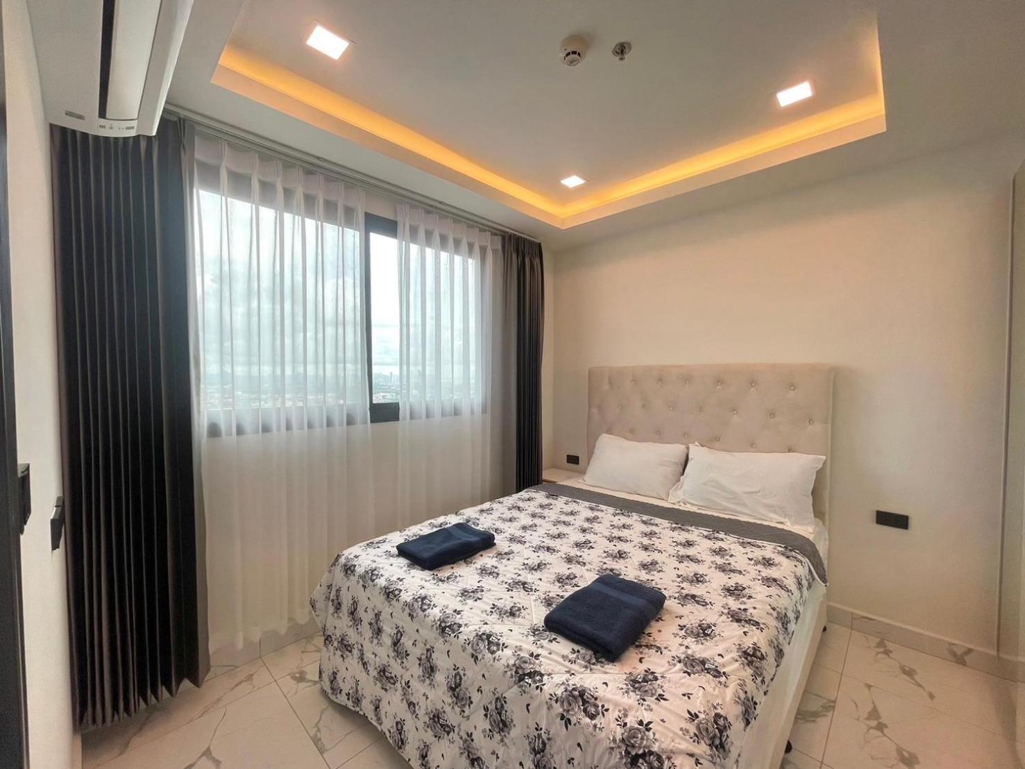 Arcadia Millennium Apartment