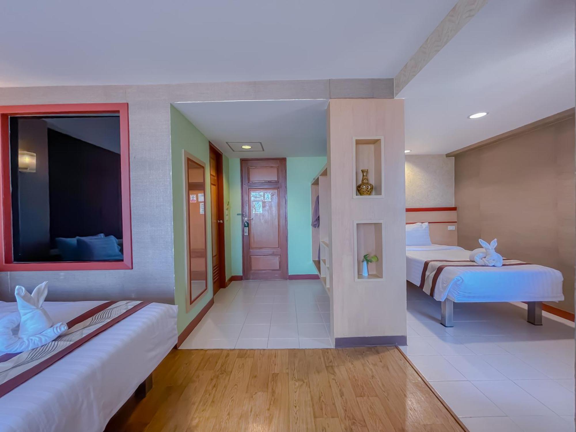 Hotel Eastern Grand Palace