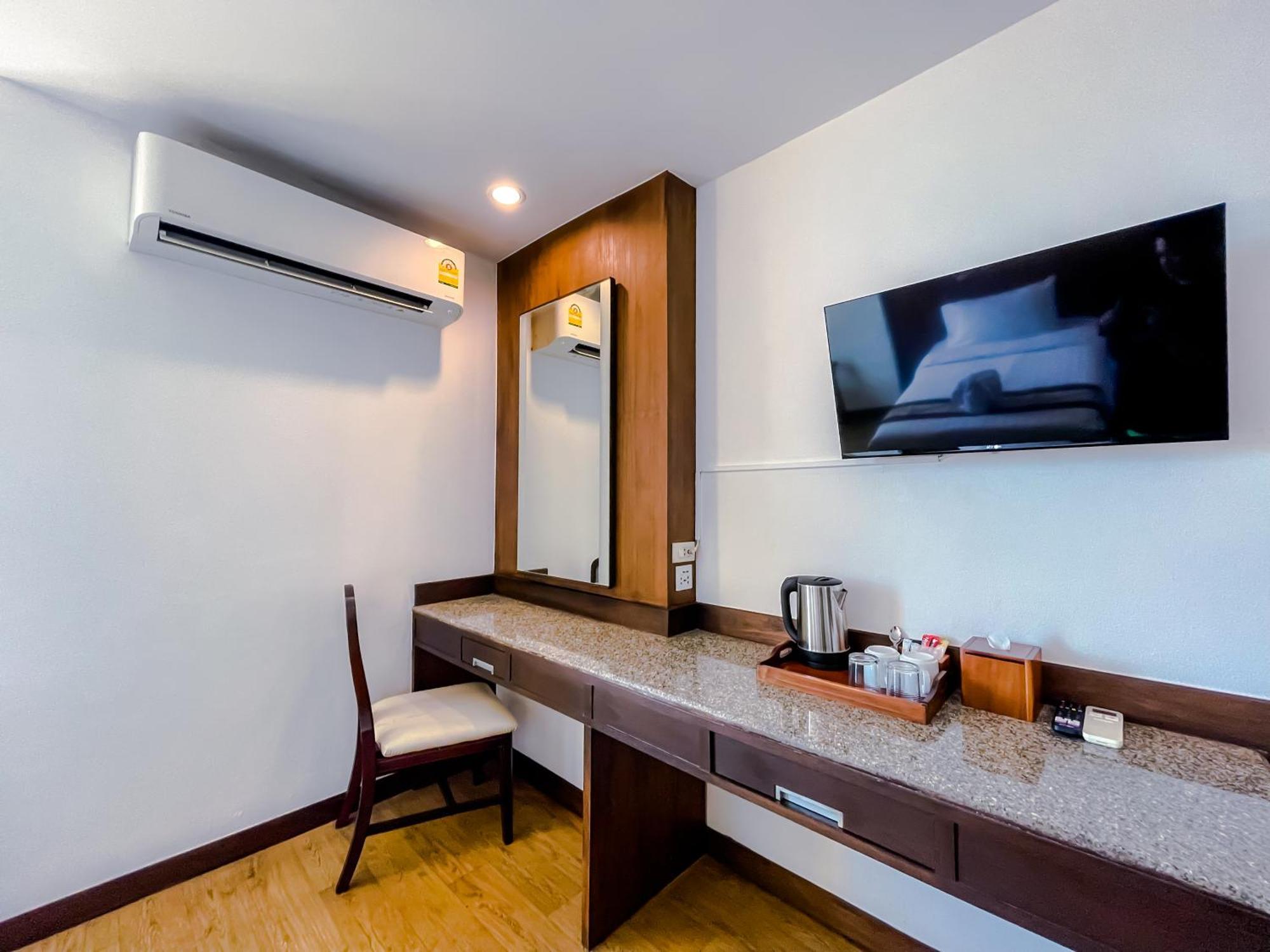 Eastern Grand Palace 4* Pattaya