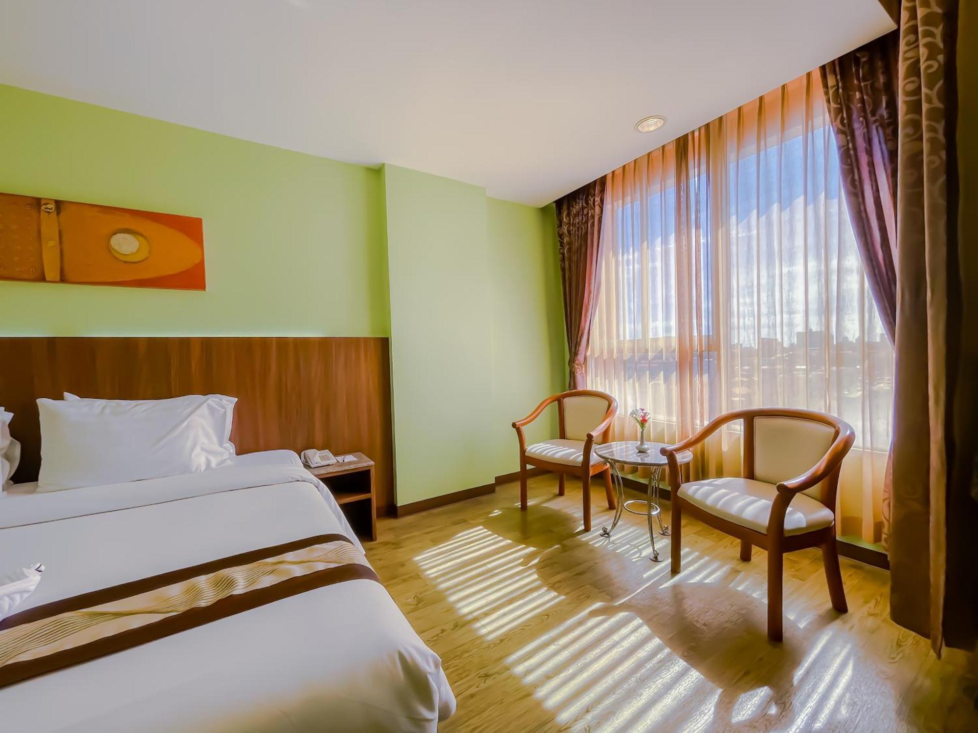 Eastern Grand Palace Hotel Pattaya
