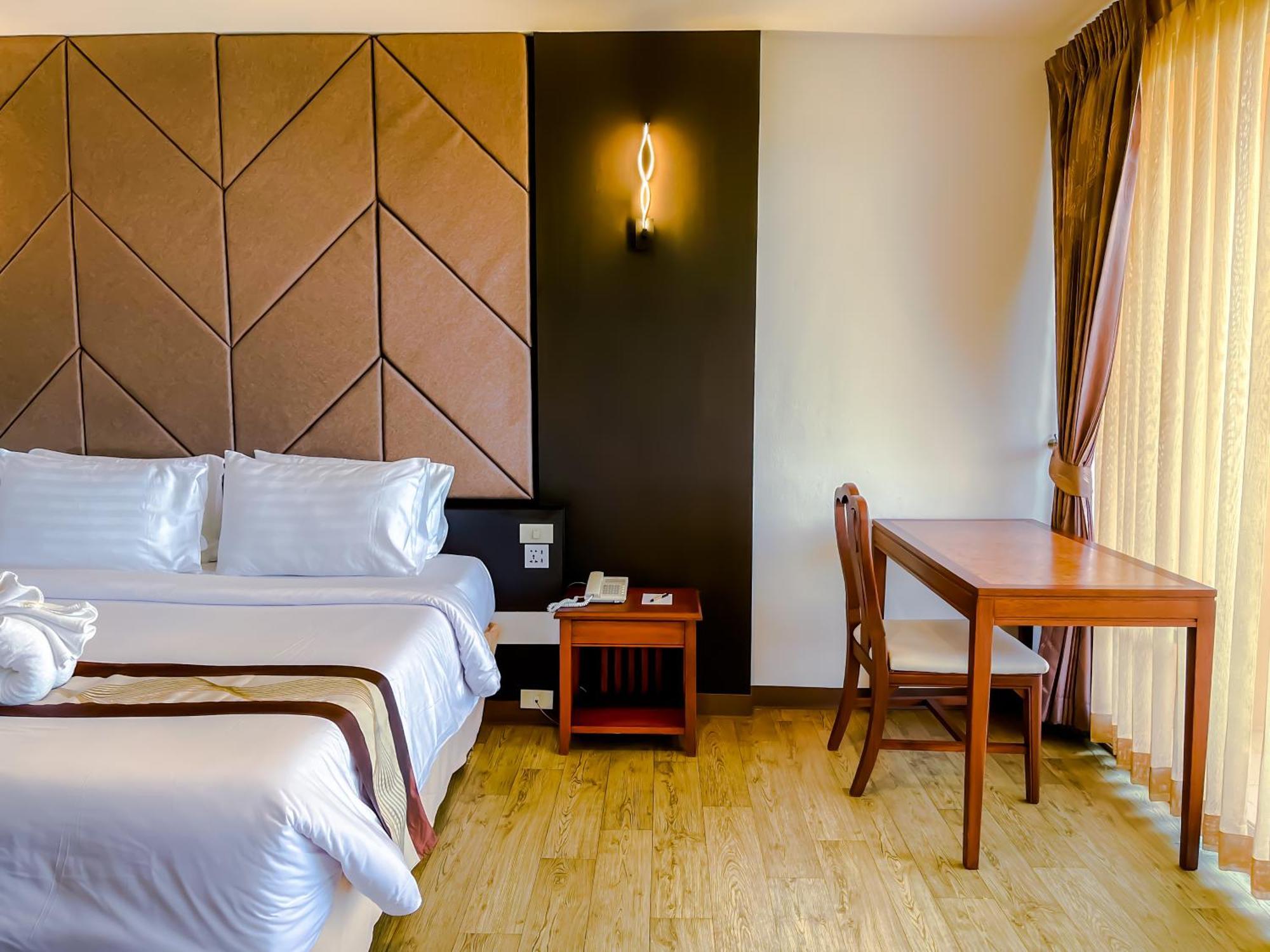 Eastern Grand Palace 4*