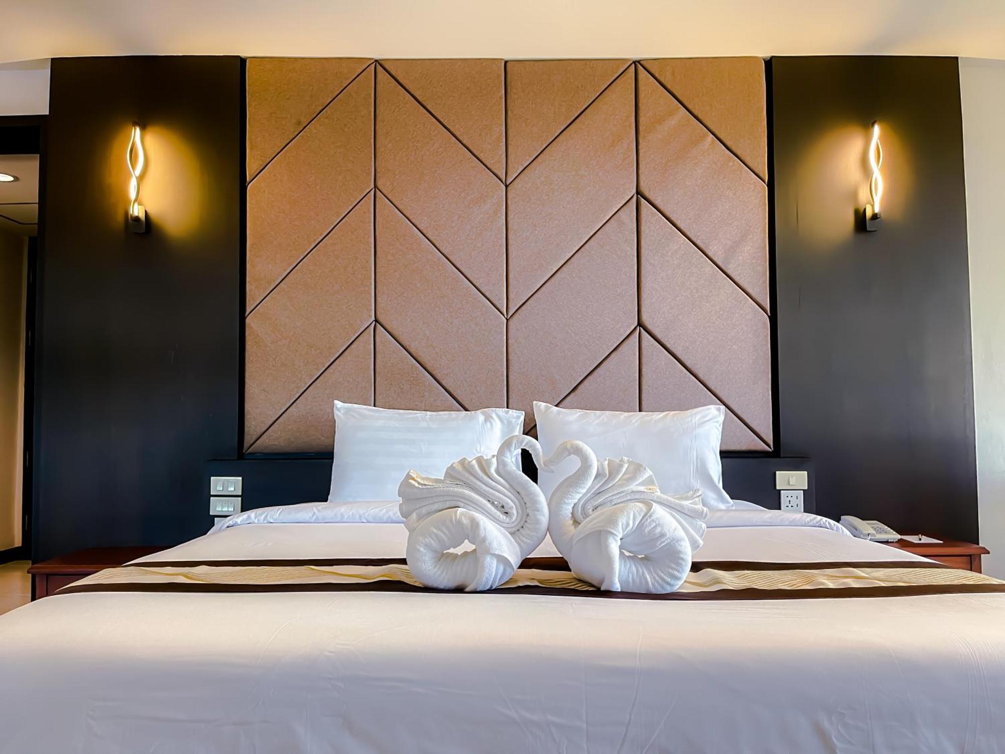 Eastern Grand Palace 4*
