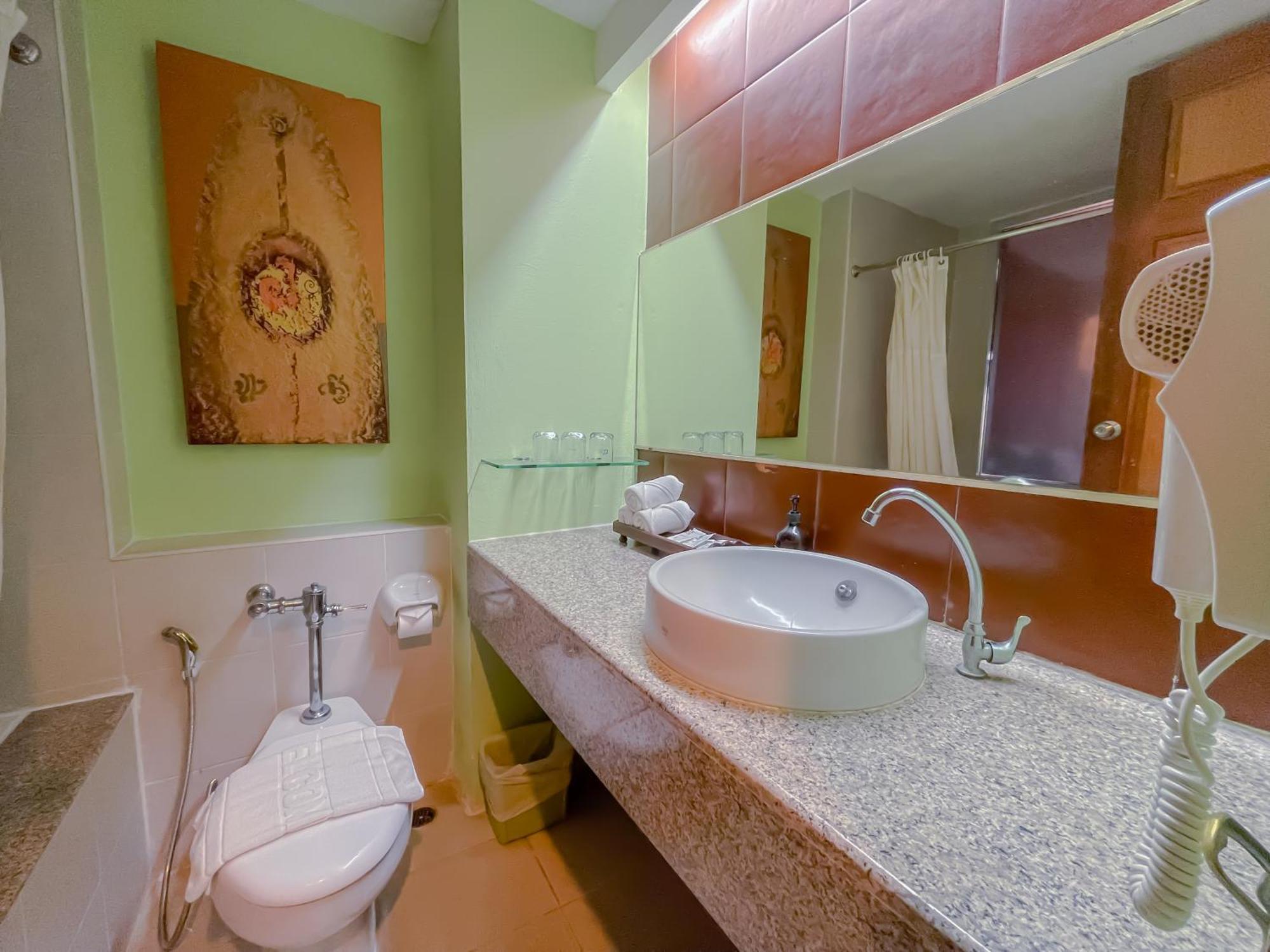 Hotel Eastern Grand Palace